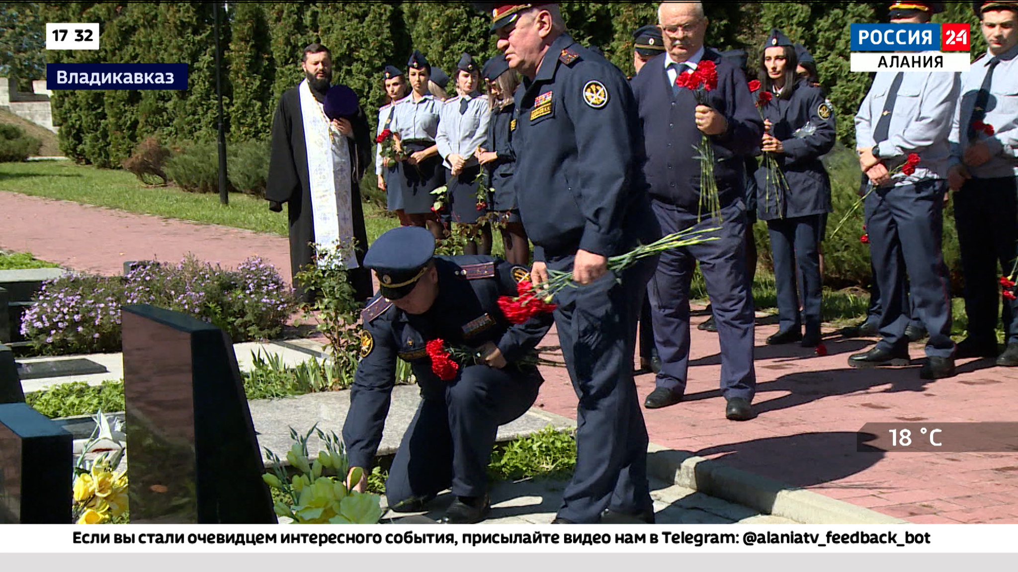 На Аллее Славы почтили память бойцов отряда спецназначения "Булат", которые погибли при исполнении служебного долга
