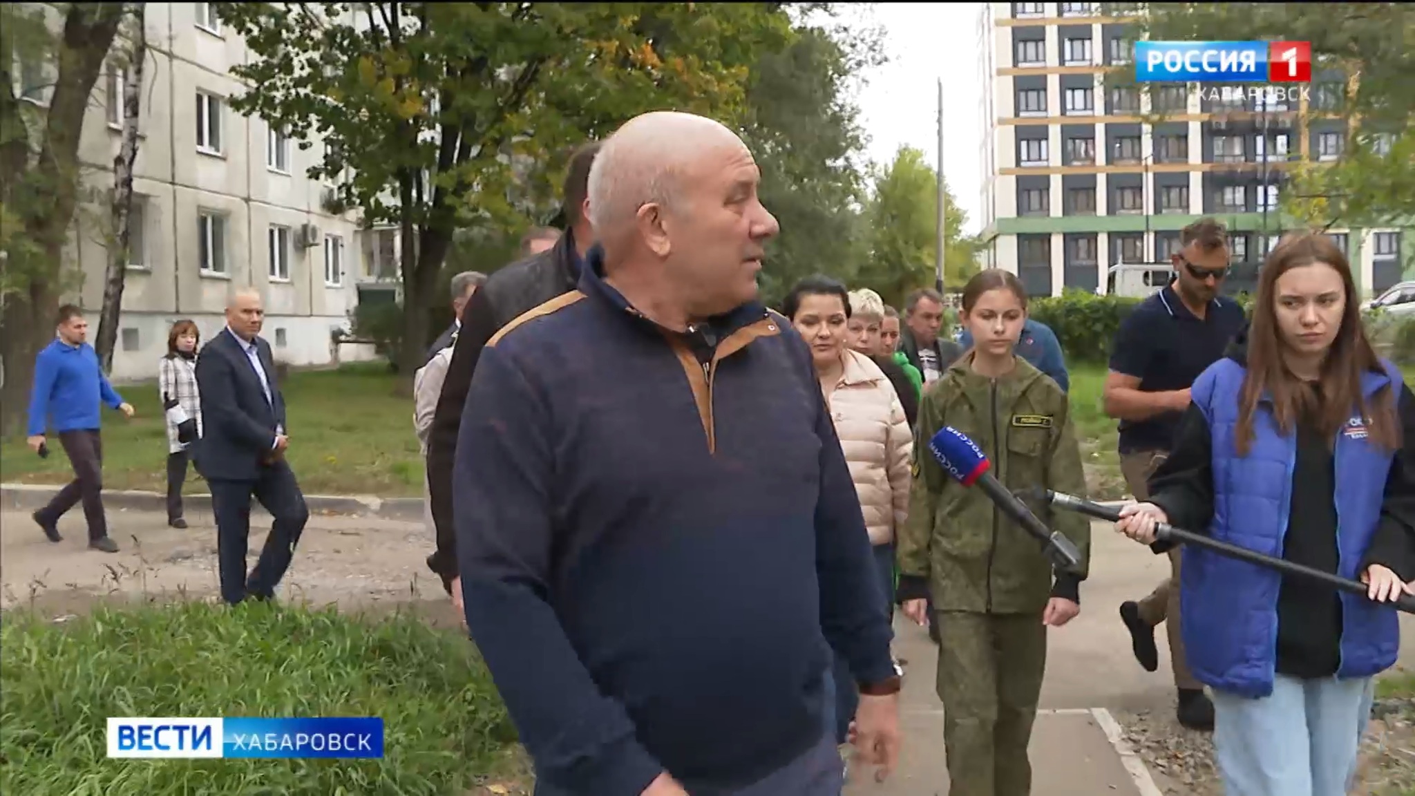 "Сделали быстро и здорово!": благоустройство дворов завершают в Хабаровске по нацпроекту Президента