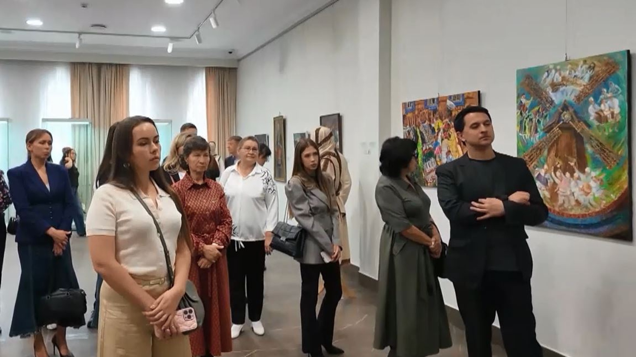 Ко Дню туризма в Йошкар-Оле устроили экскурсию и торжество для лучших работников отрасли