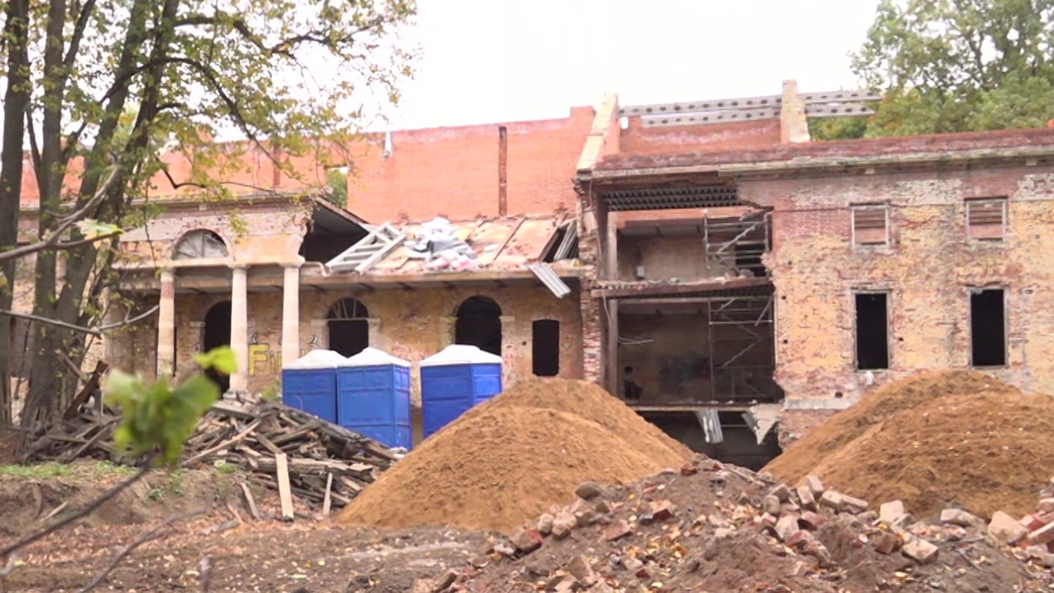 После репортажа "Вестей" в Никольское-Урюпино приехала следственная группа
