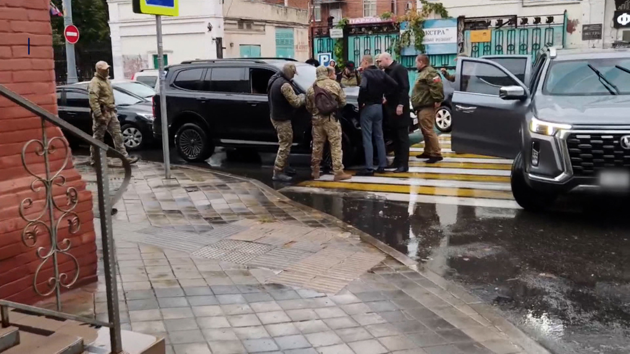 На кубанского чиновника Александра Власова надели наручники