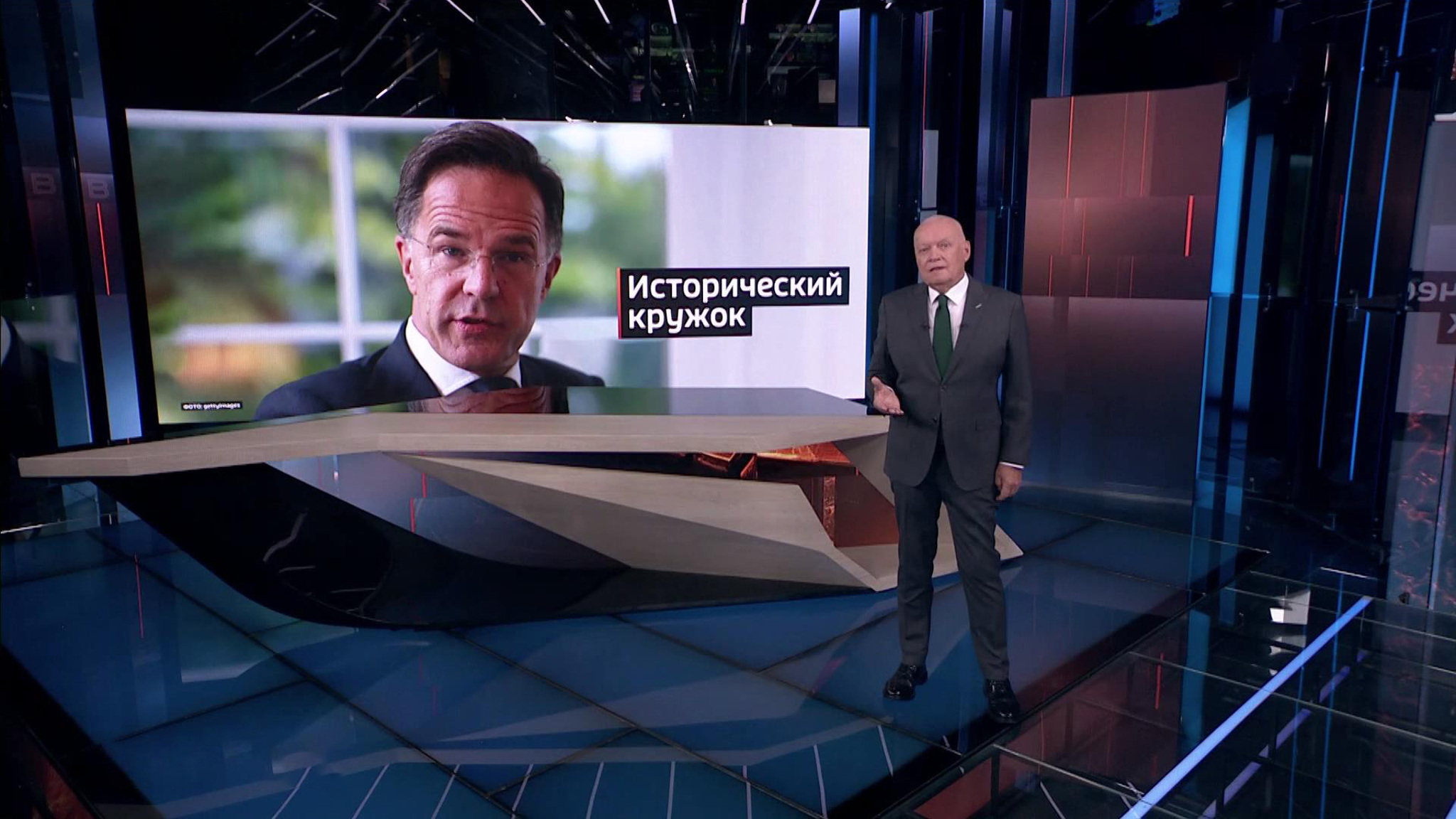 Русофобия отягощает разум Рютте, заявившего о победе во Второй мировой войне