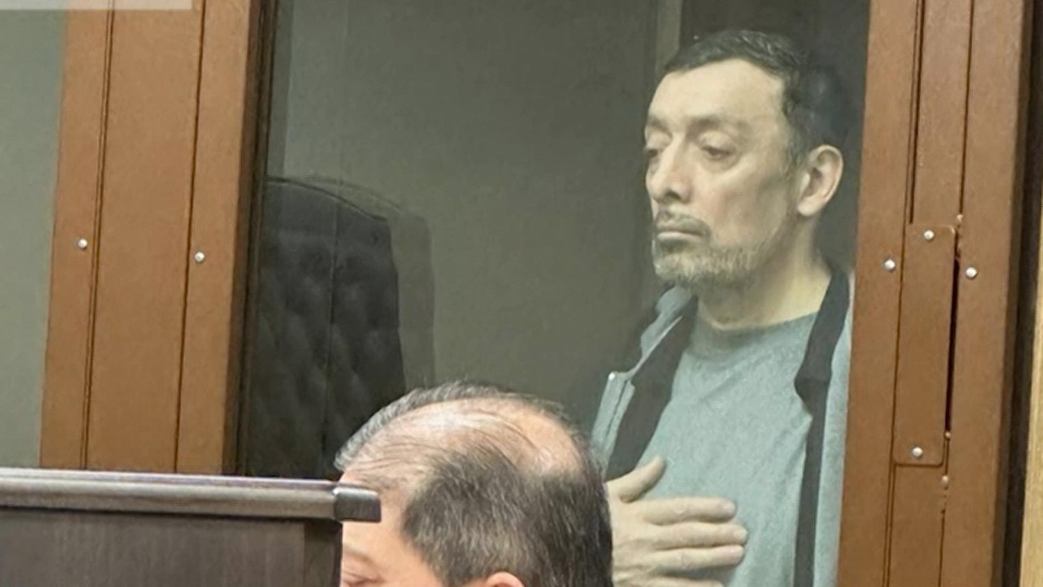 Суд отправил в СИЗО пособников миллиардера Ибрагима Сулейманова