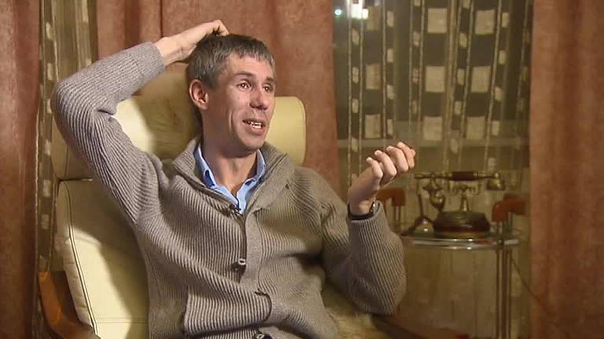 Одесские националисты научили актера Алексея Панина Родину любить