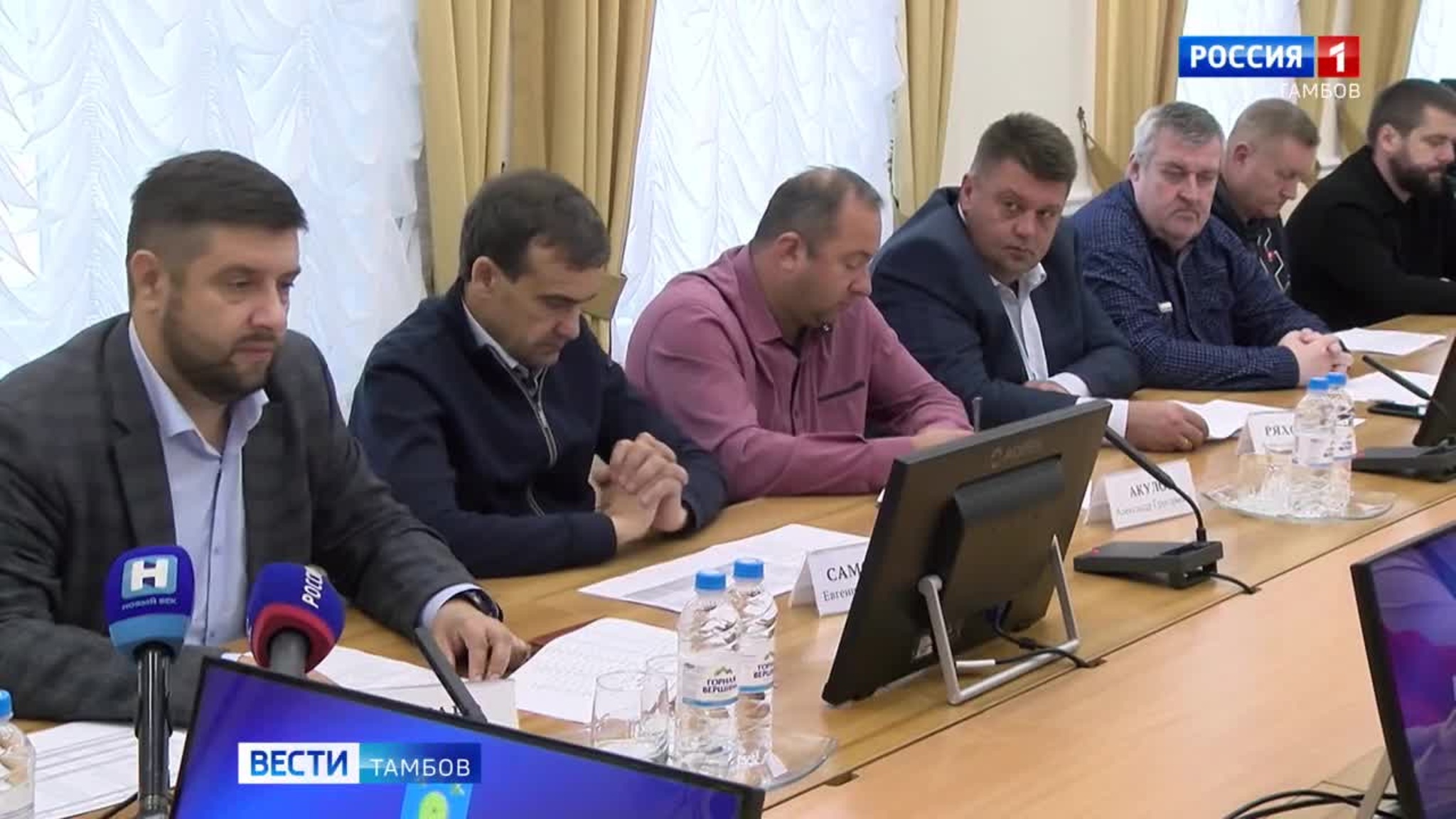 Максим Косенков: «Желательно, чтобы к понедельнику в полном объеме жилой фонд получал теплоноситель»
