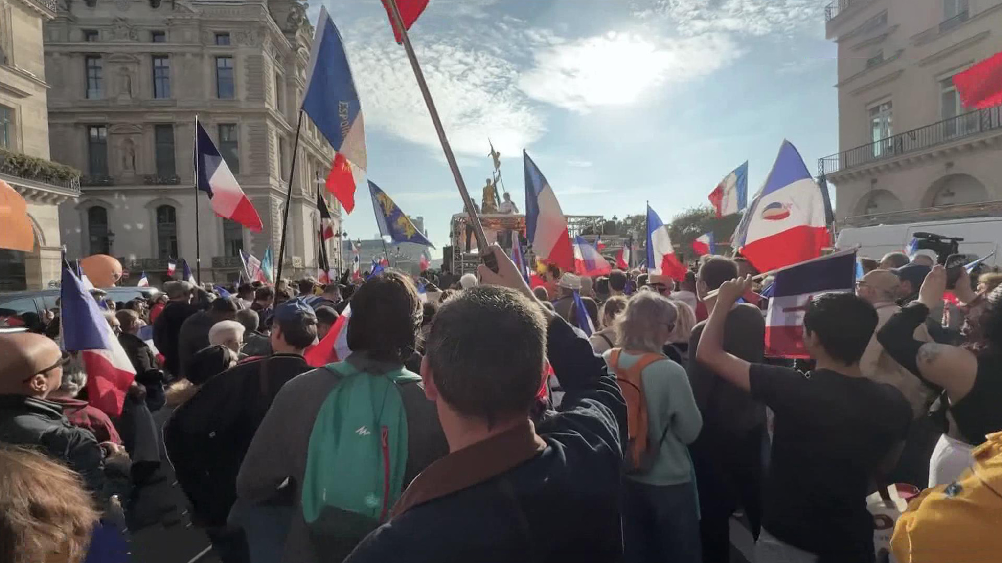Эфир от 12.10.2025. Английские, испанские, немецкие и французские субтитры