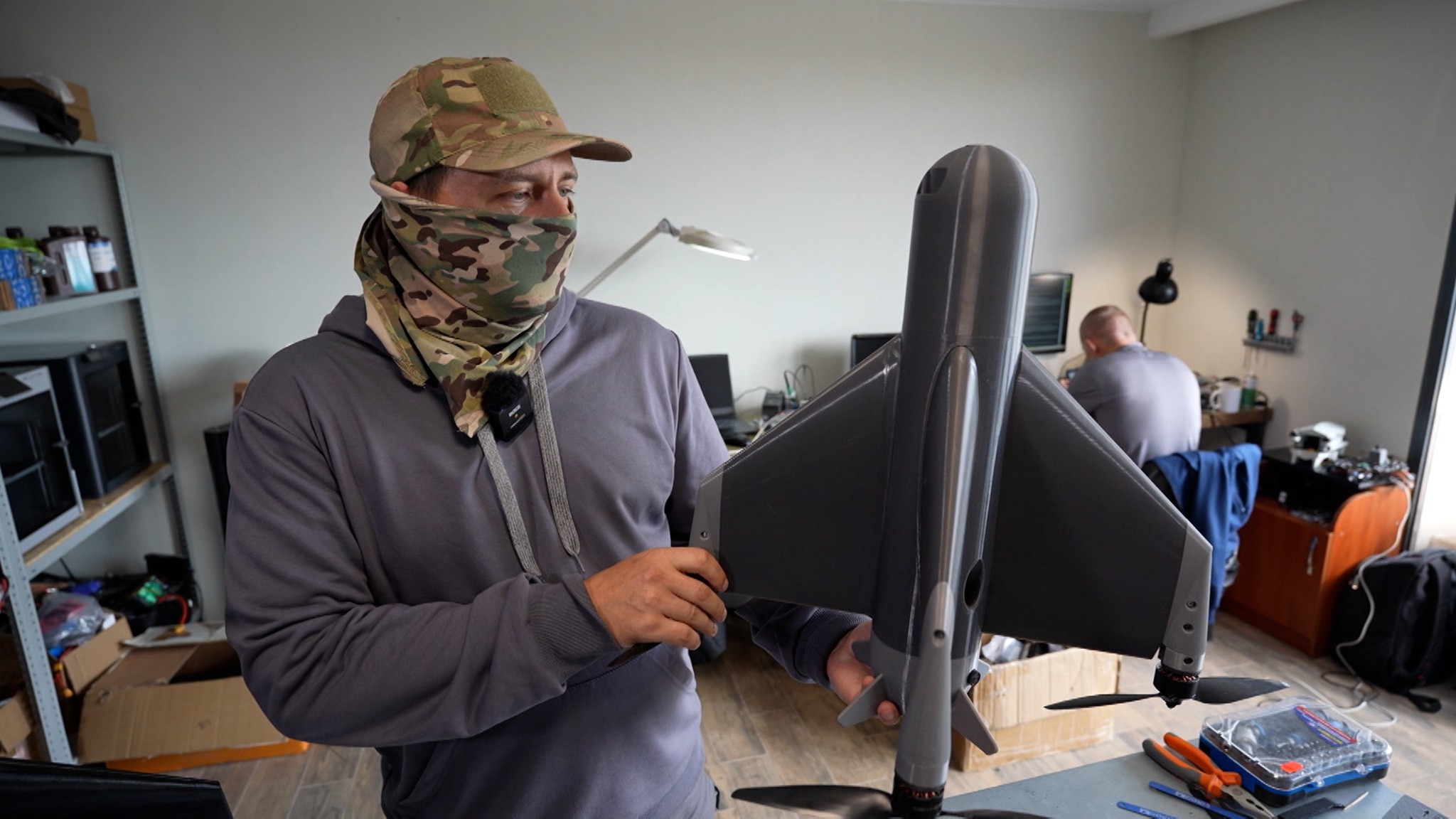 Перехватчик "Марта" несется к цели на скорости 300 километров в час