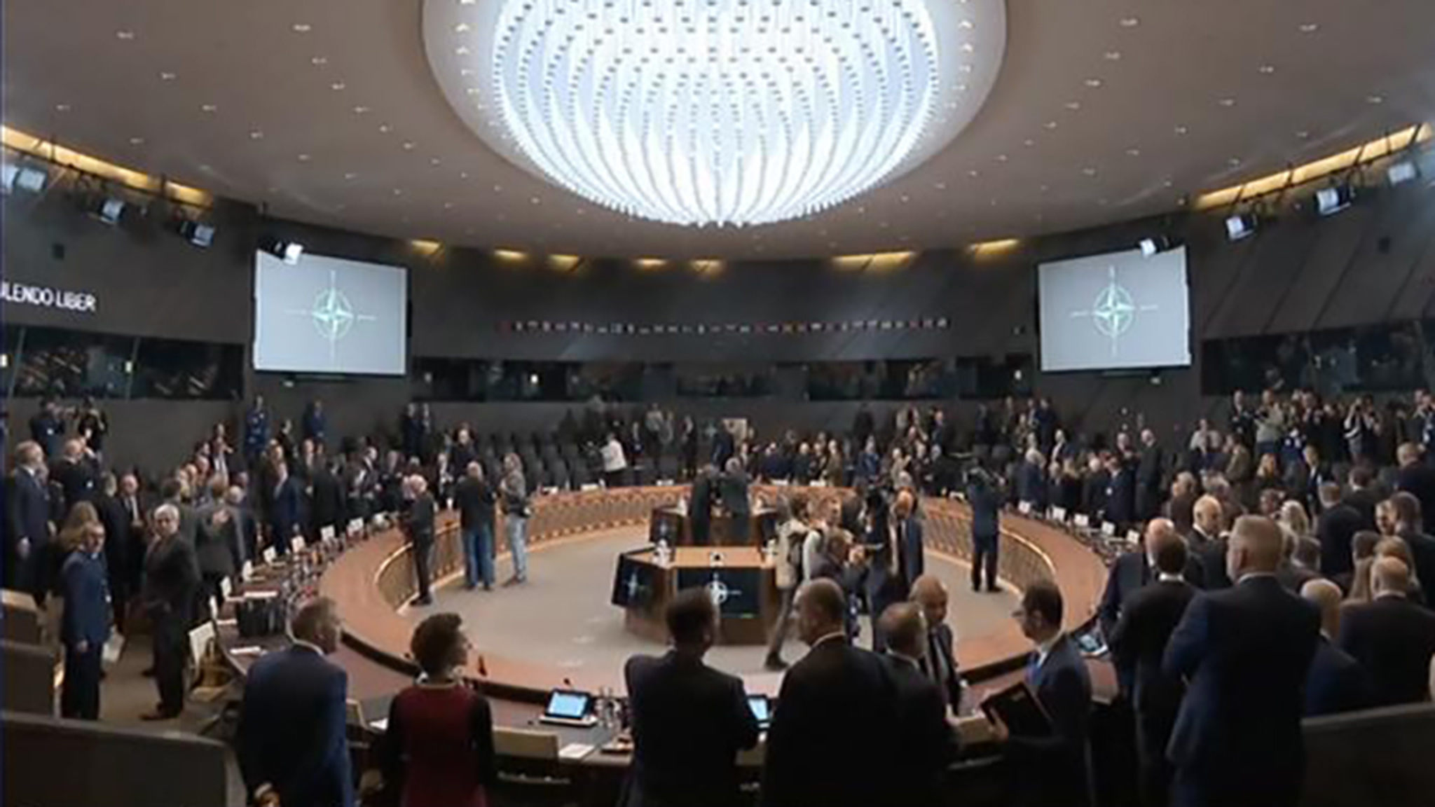 Министры обороны НАТО решили тратить больше на поддержку киевского режима