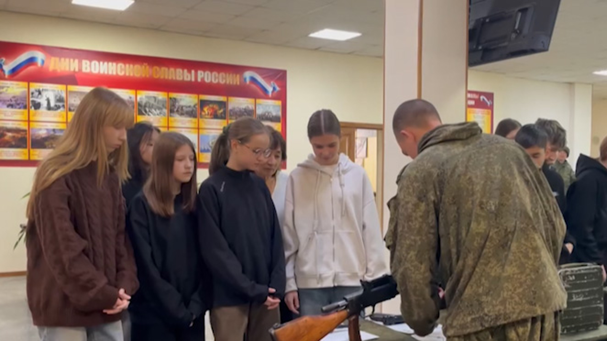 Читинские школьники побывали в учебном центре «Песчанка»