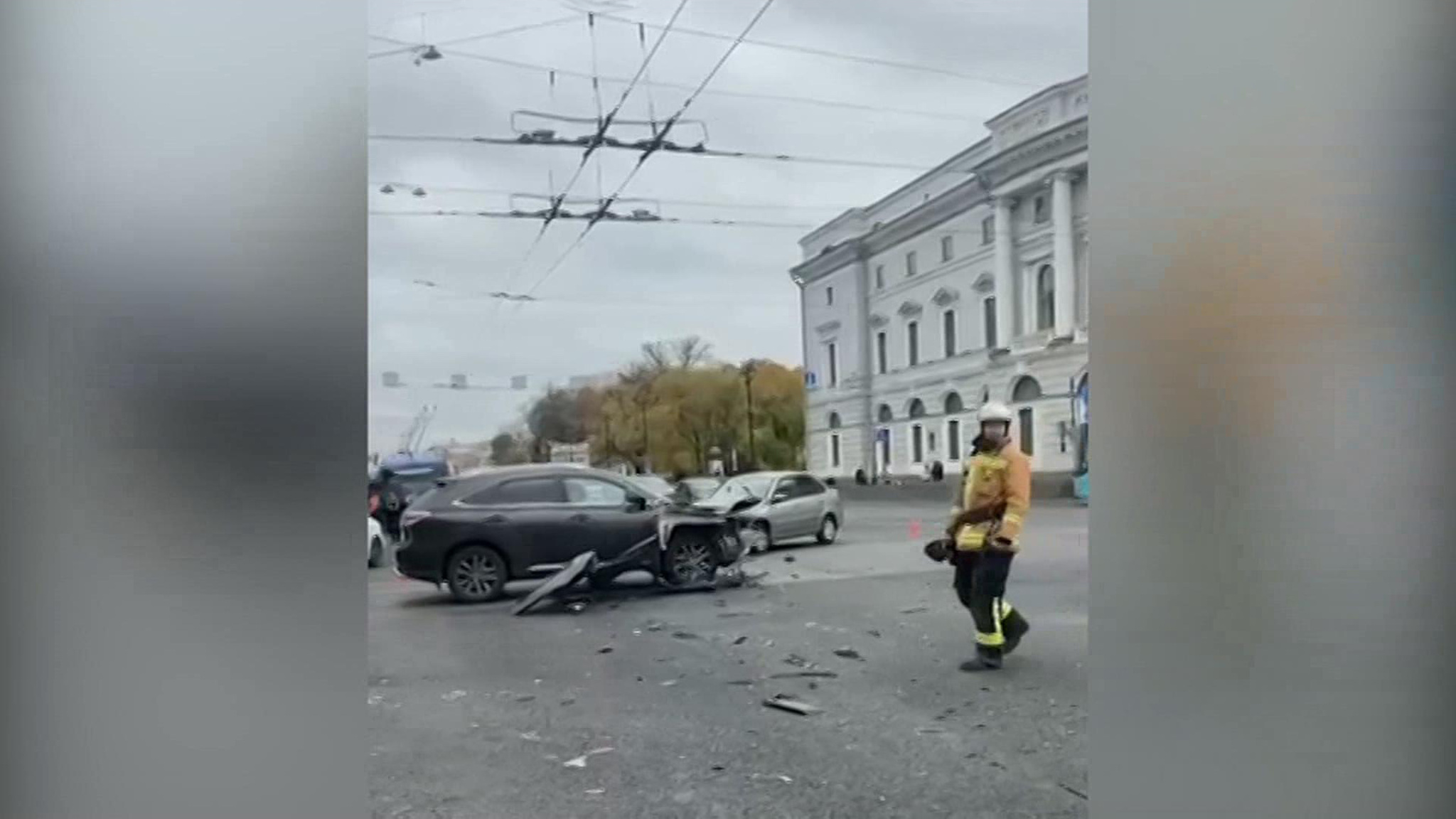 В центре Петербурга столкнулись 8 машин