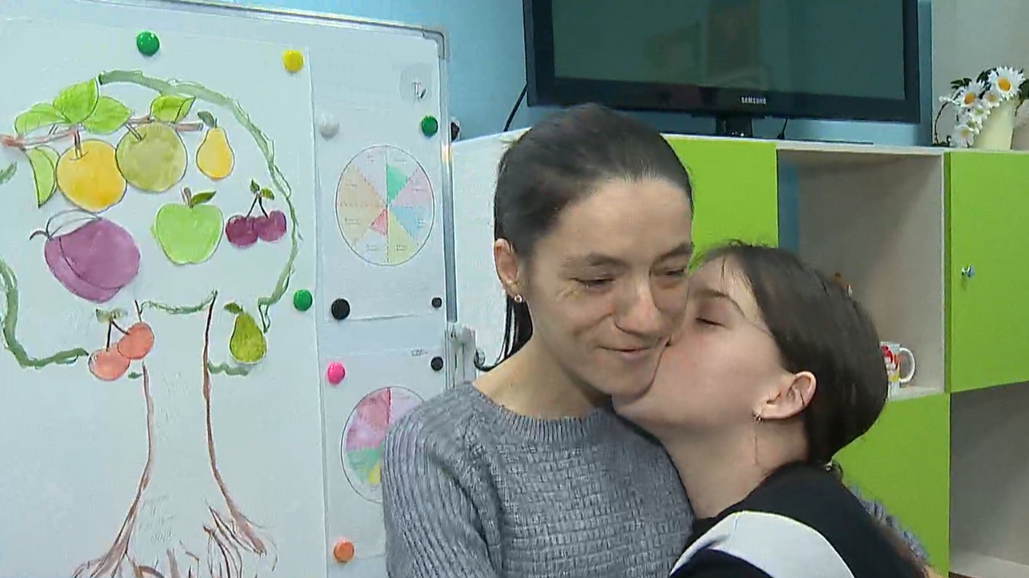 В Приморье трое детей из детского дома вернулись к родной маме после шестилетней разлуки