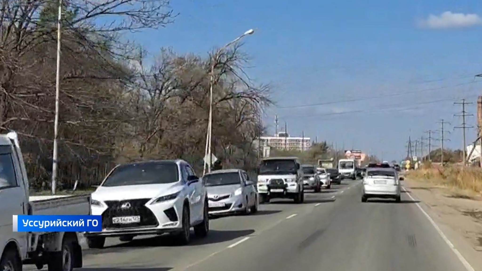 Многокилометровые пробки: жители Уссурийска плачут от безысходности