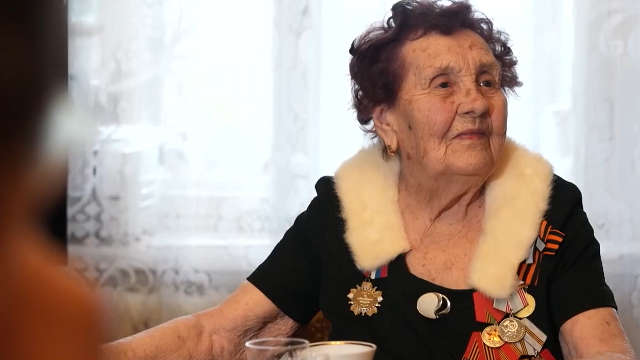 Роман Бусаргин поздравил со 100-летием ветерана труда, труженика тыла Лидию Николаевну Лопухову