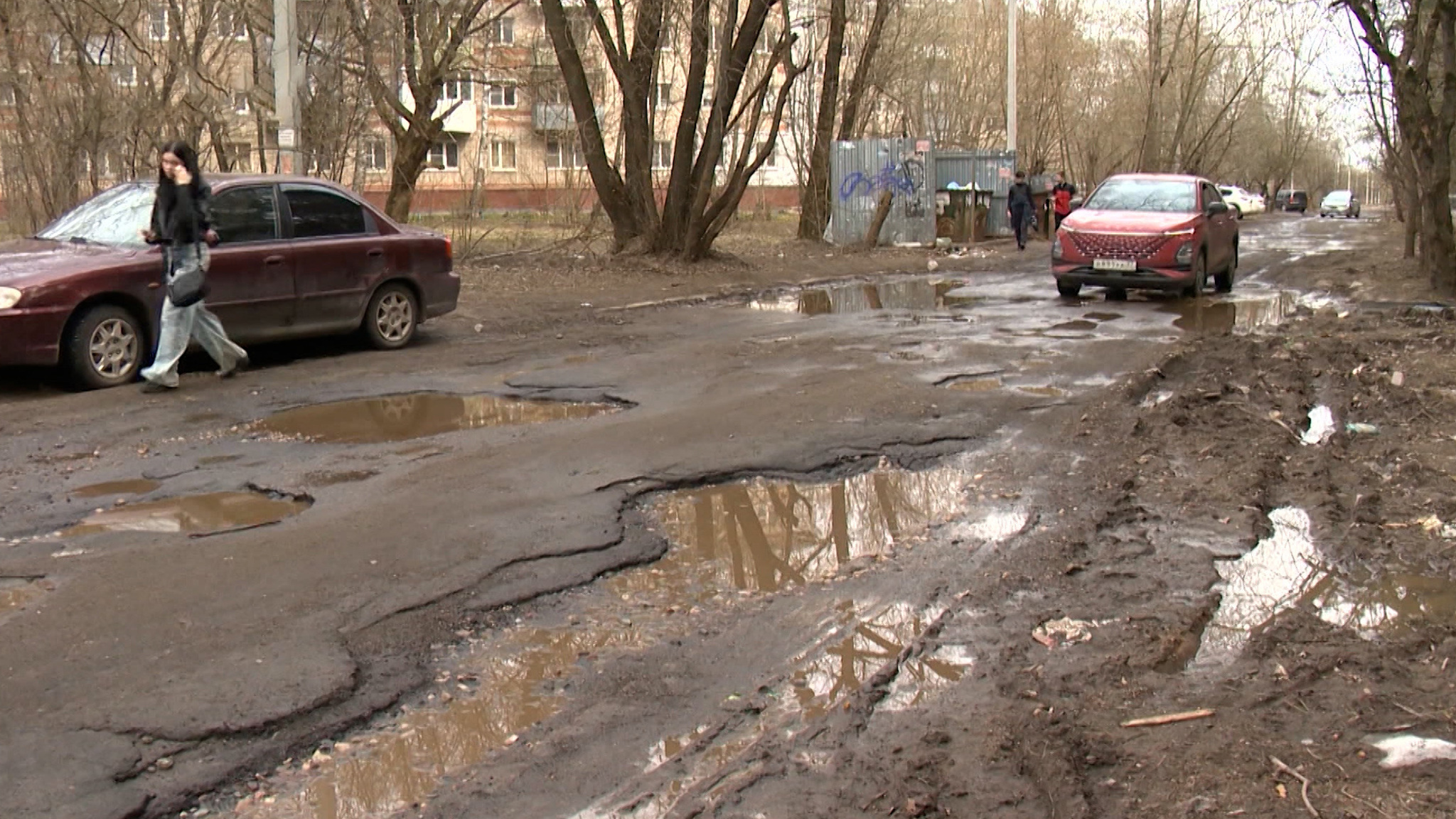 Дома у ивановского чиновника обнаружили почти миллиард рублей