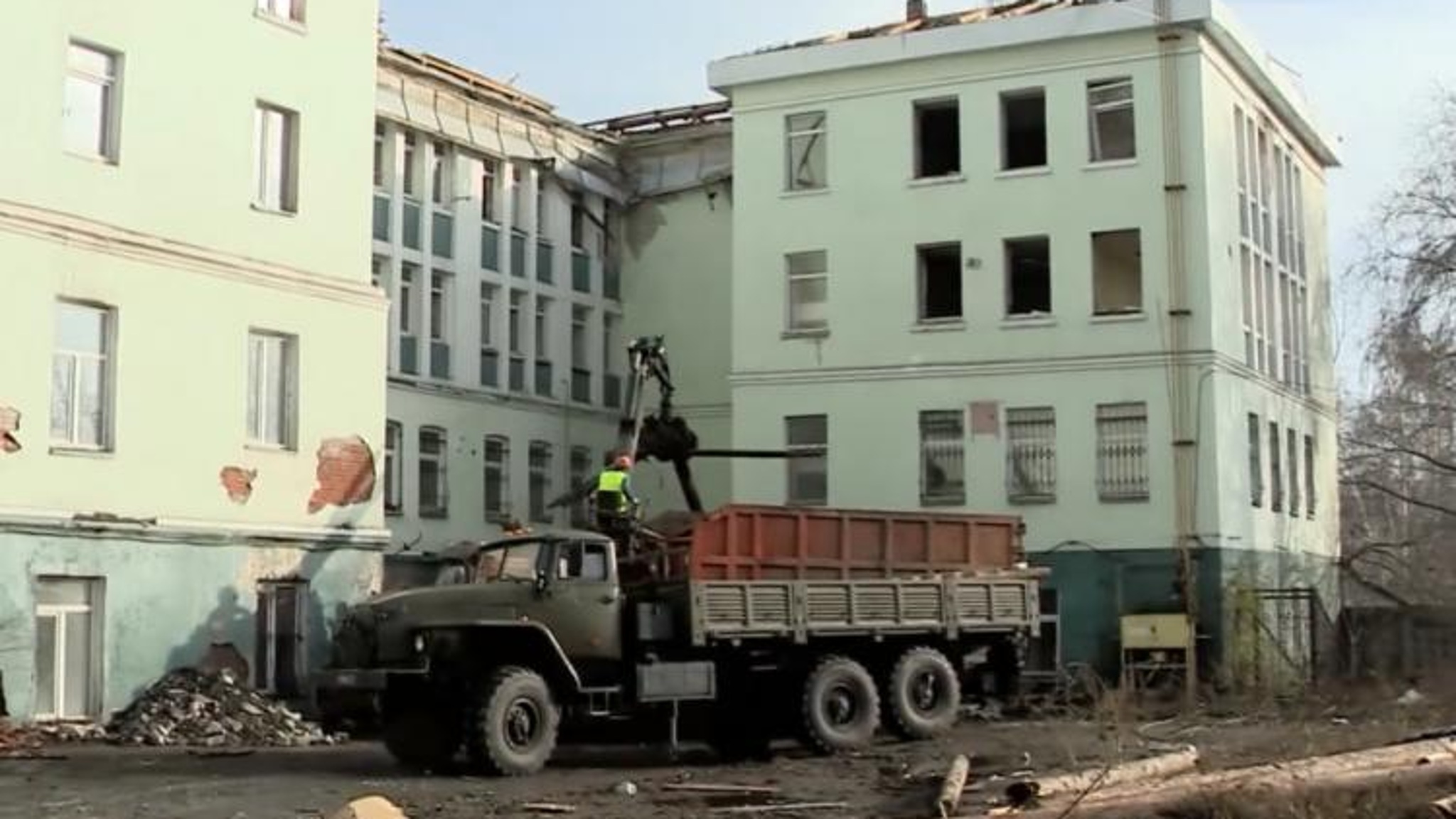 На Привокзальной площади появится долгожданная большая парковка