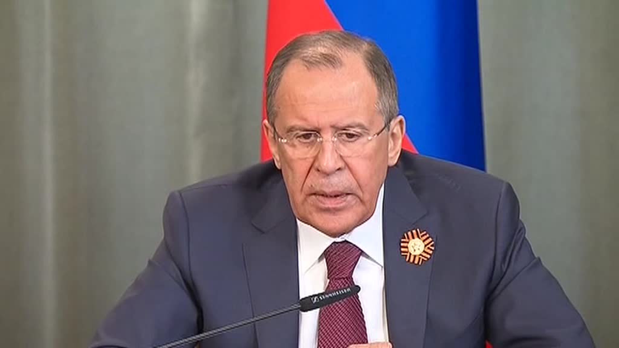 Лавров: Россия не позволит уравнять победителей и побежденных в войне