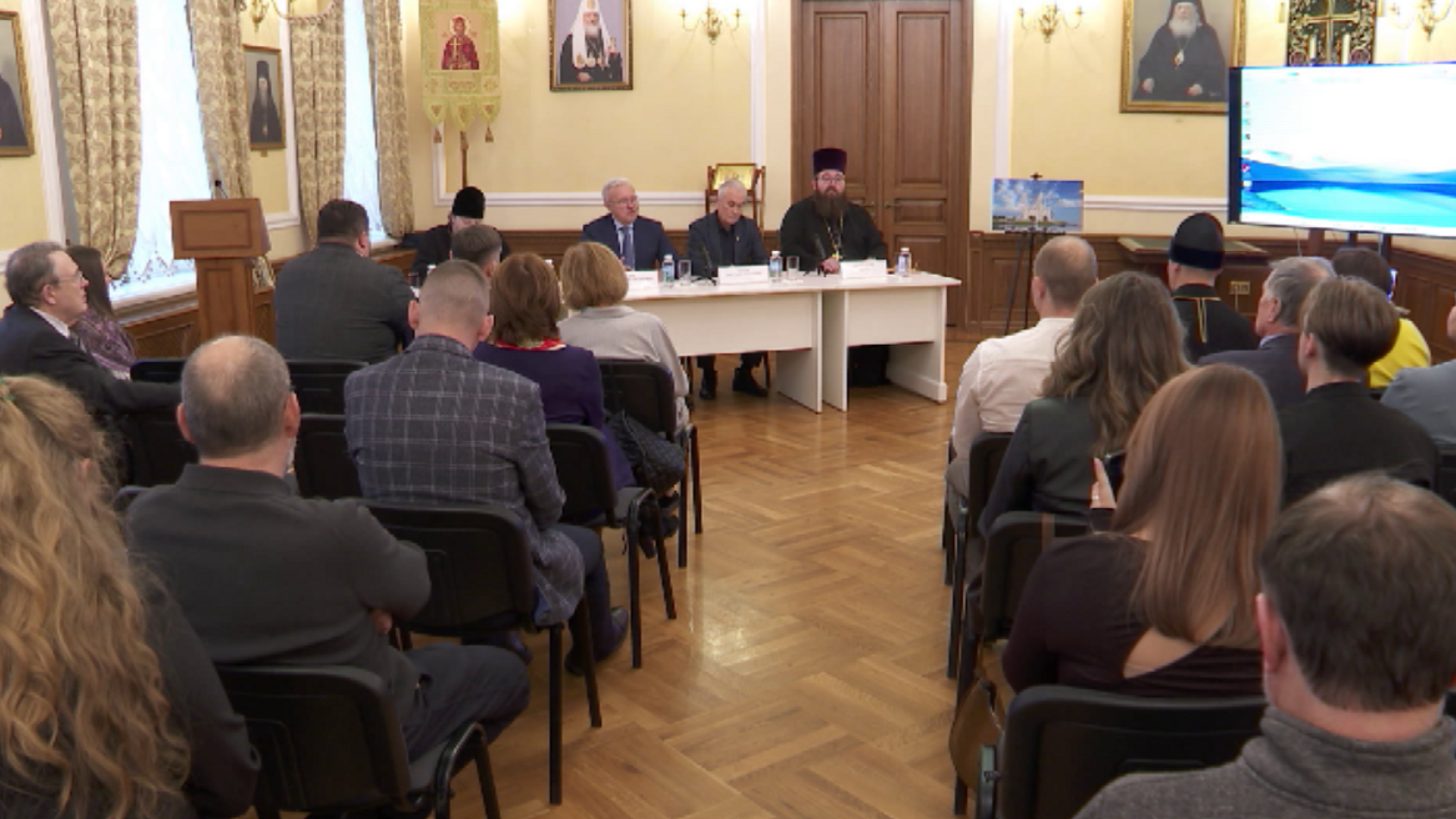 В Красноярске обсудили возрождение Богородице-Рождественского собора