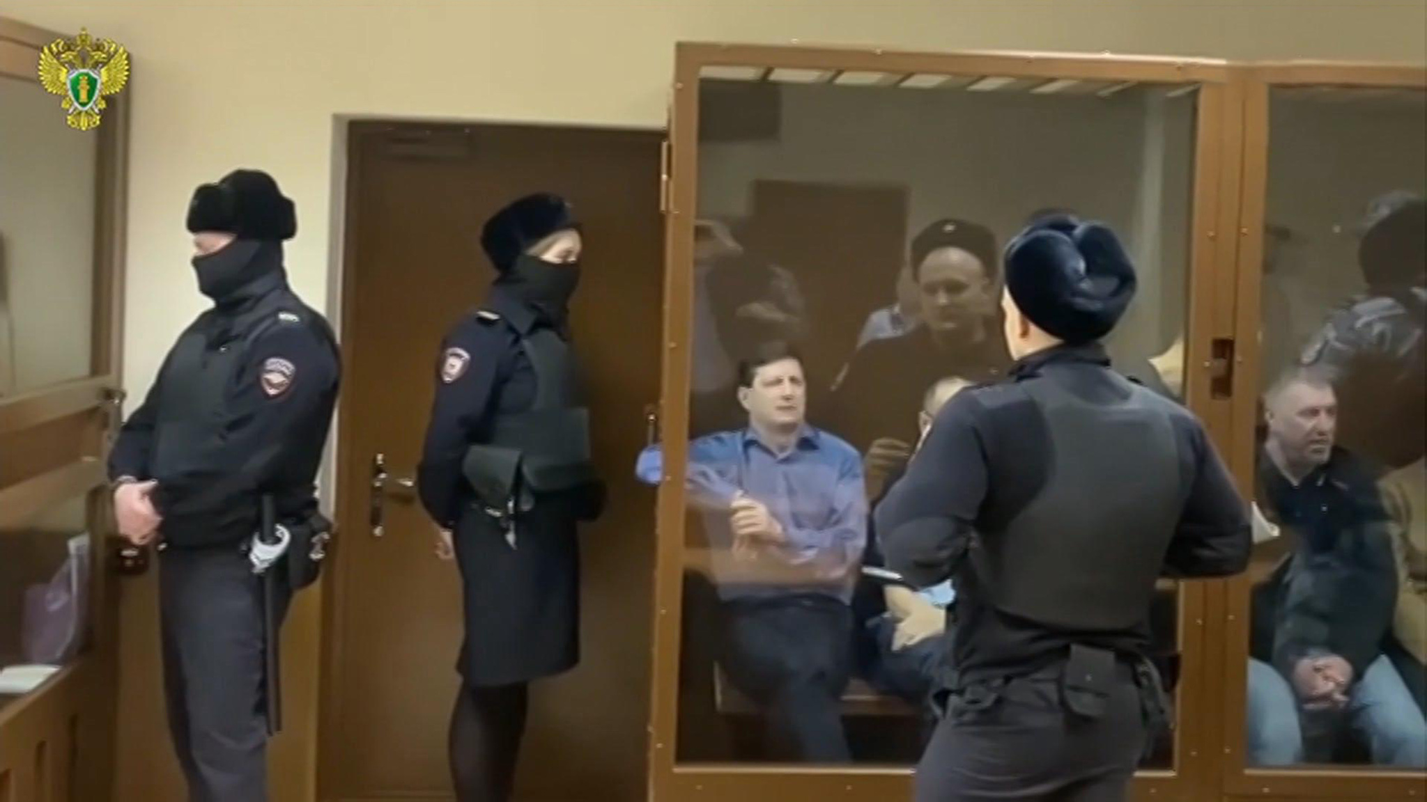Экс-губернатора Хабаровского края Фургала приговорили к 25 годам колонии