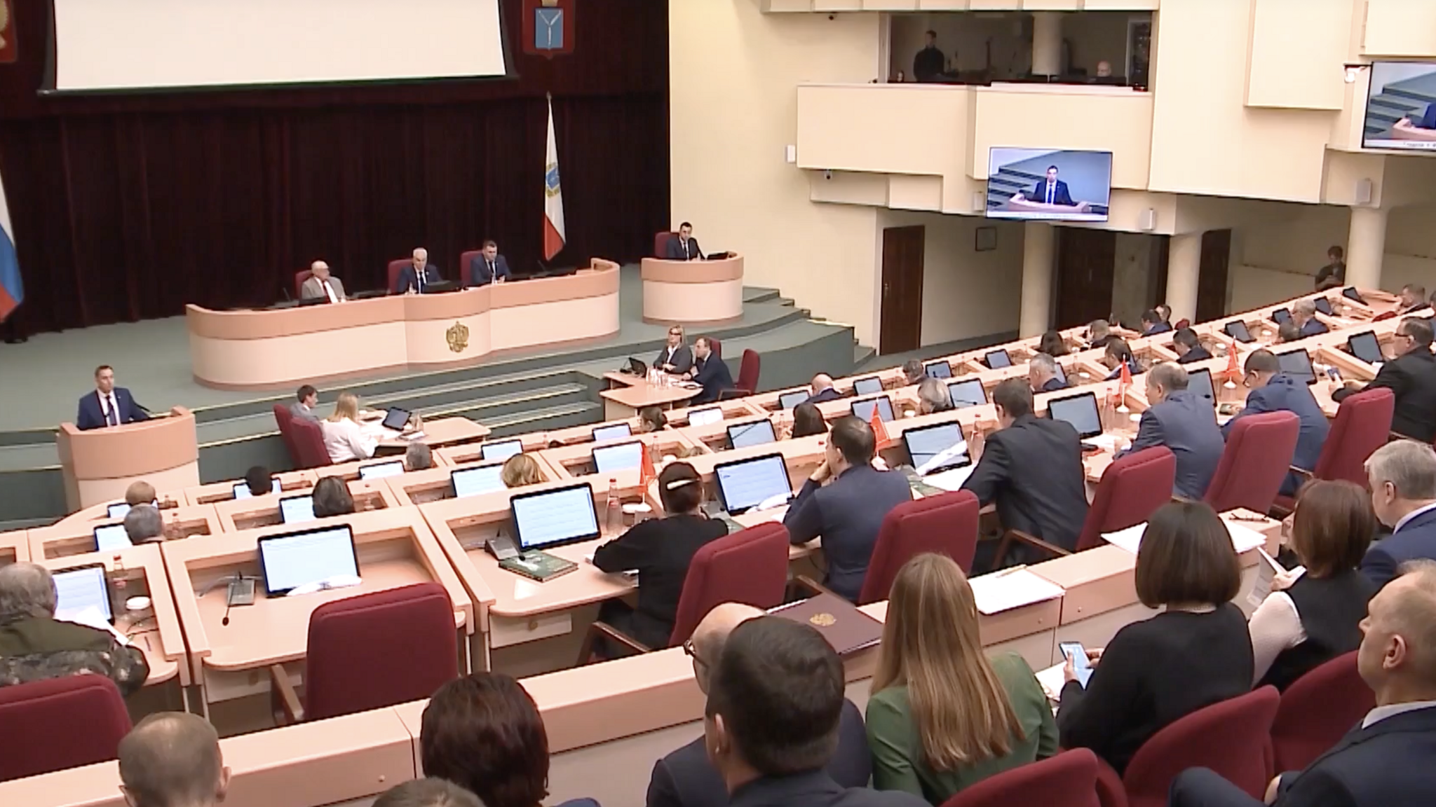 В двух чтениях принят бюджет Саратовской области на ближайшие три года