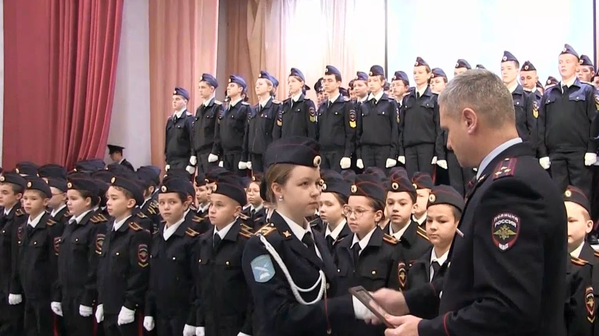 В Йошкар-Оле школьников посвятили в кадеты