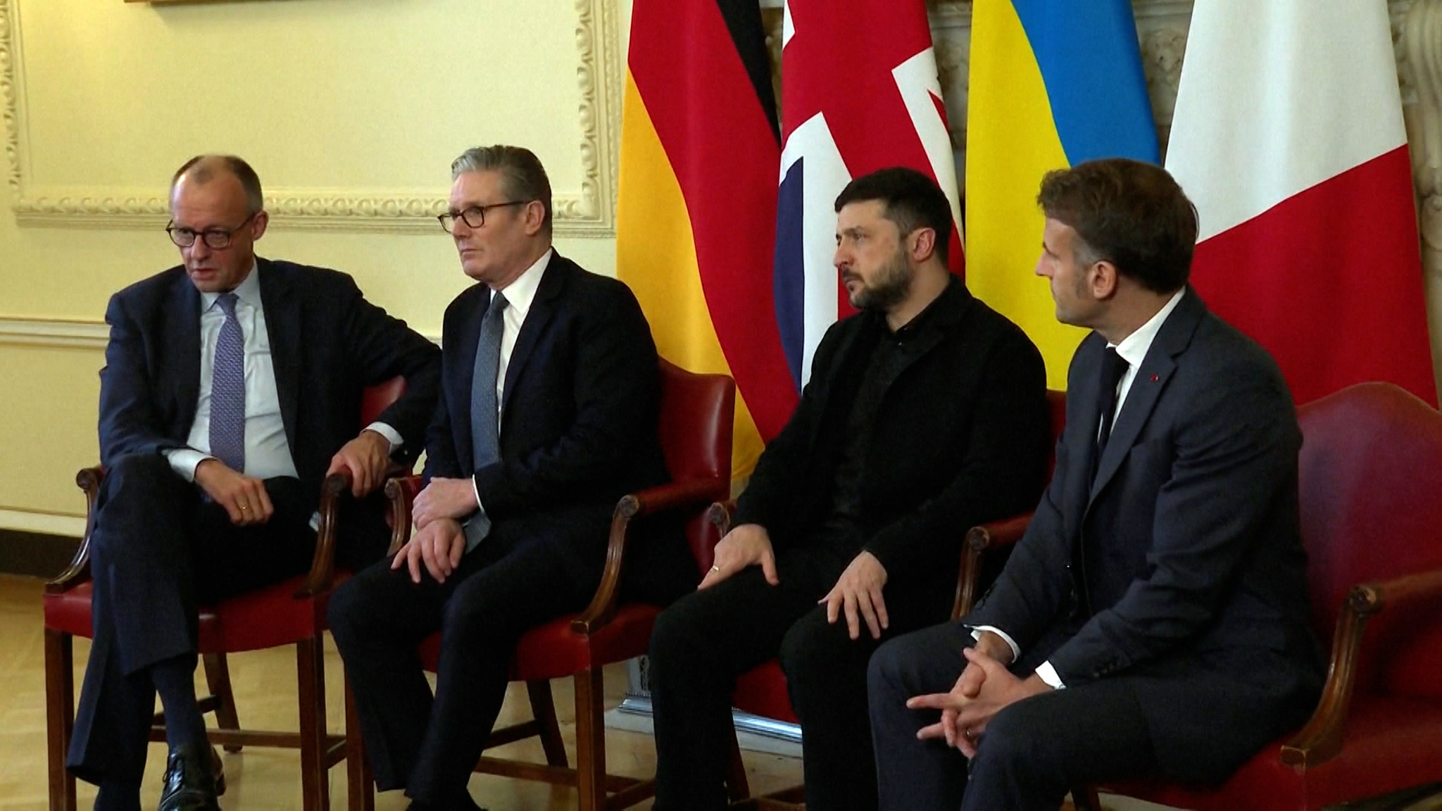 Европейский саботаж мирных планов довел Украину до ручки