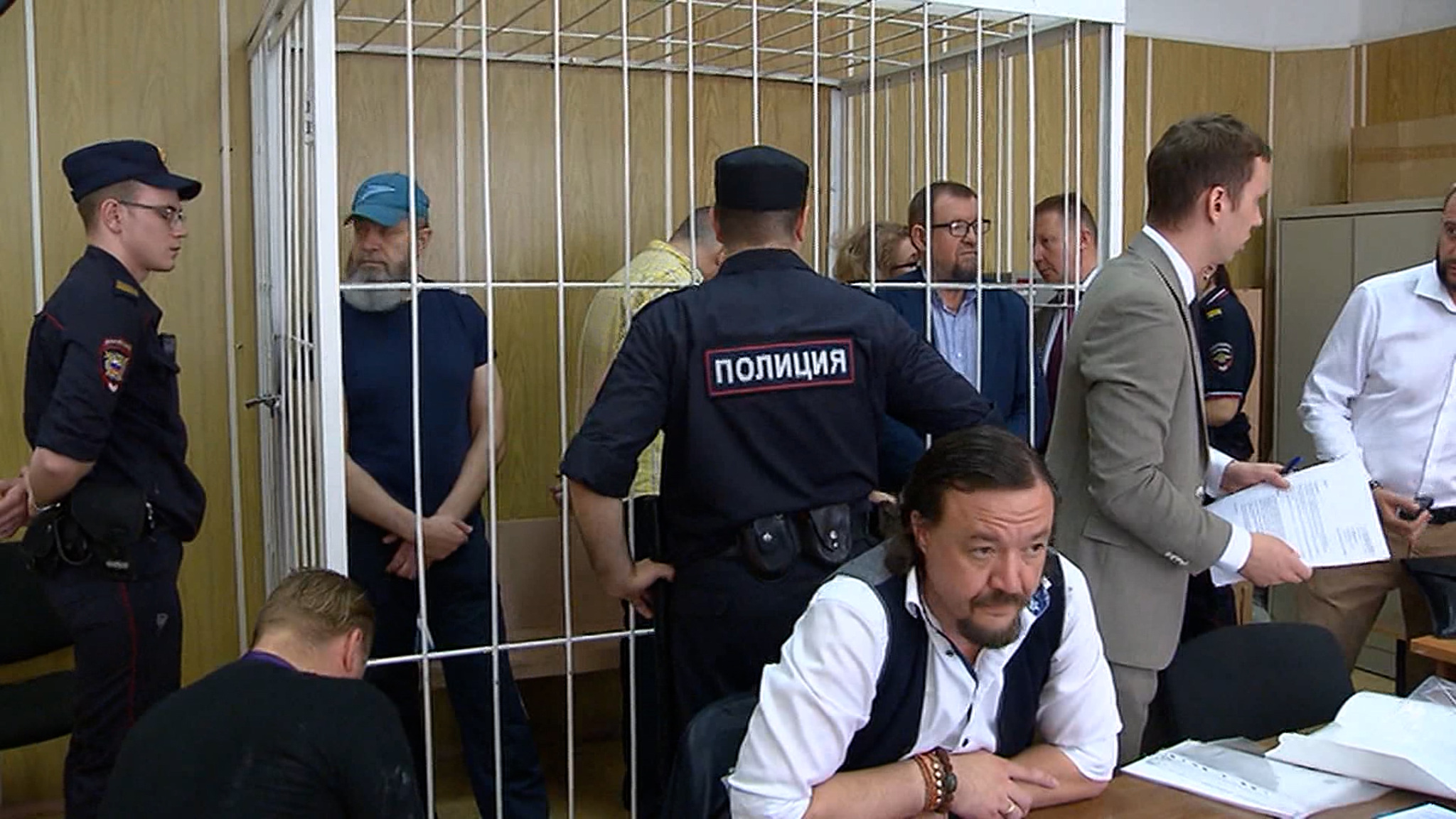 Имущество коррупционеров нужно конфисковывать