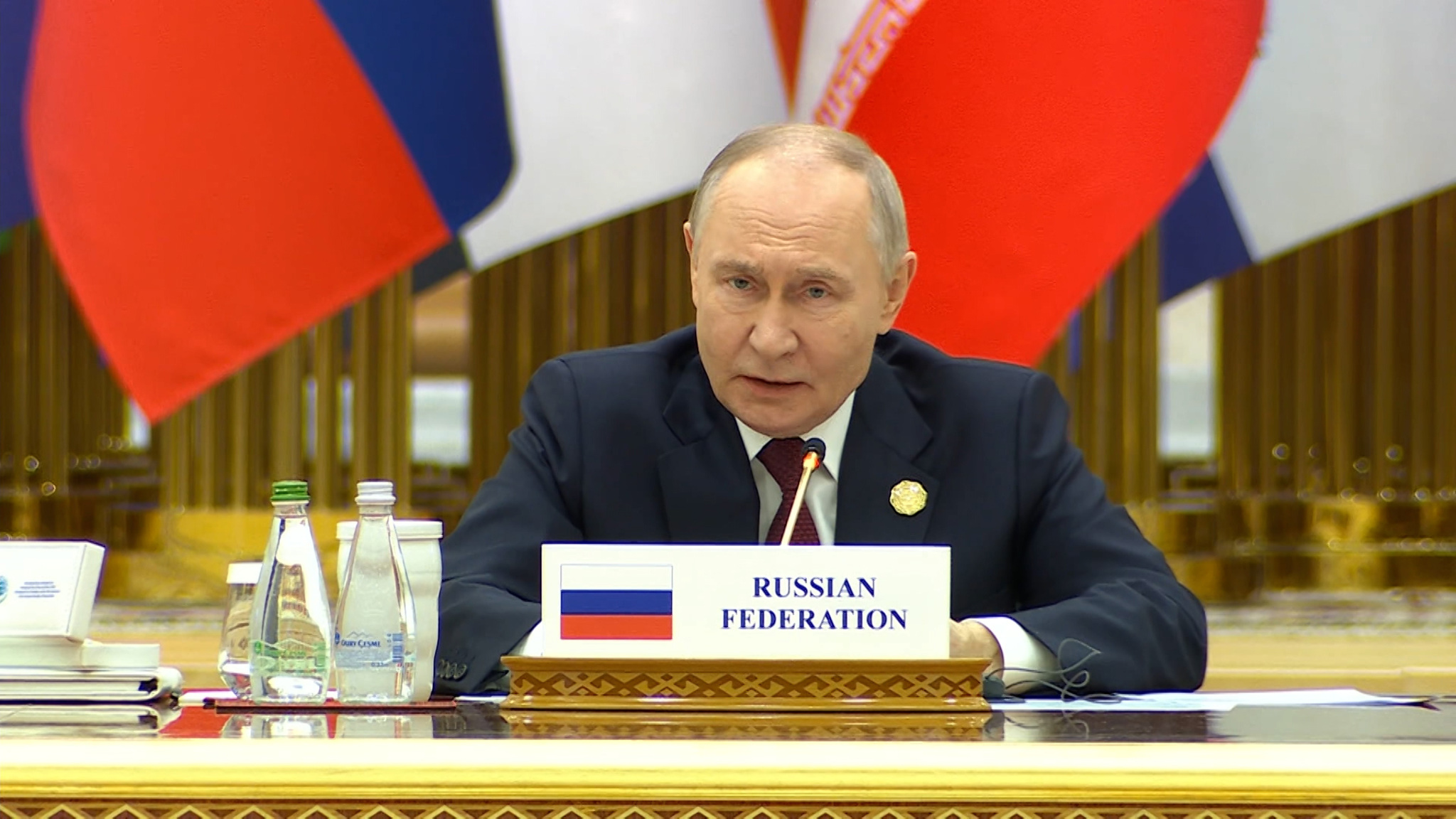 Владимир Путин провёл в Ашхабаде целую серию переговоров с зарубежными лидерами