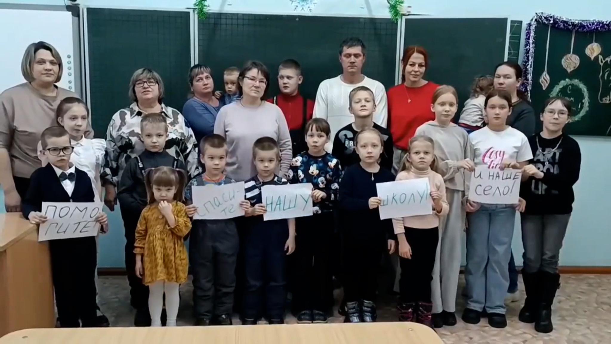 Нейросеть помогает специалистам колл-центра обрабатывать более ста обращений в минуту