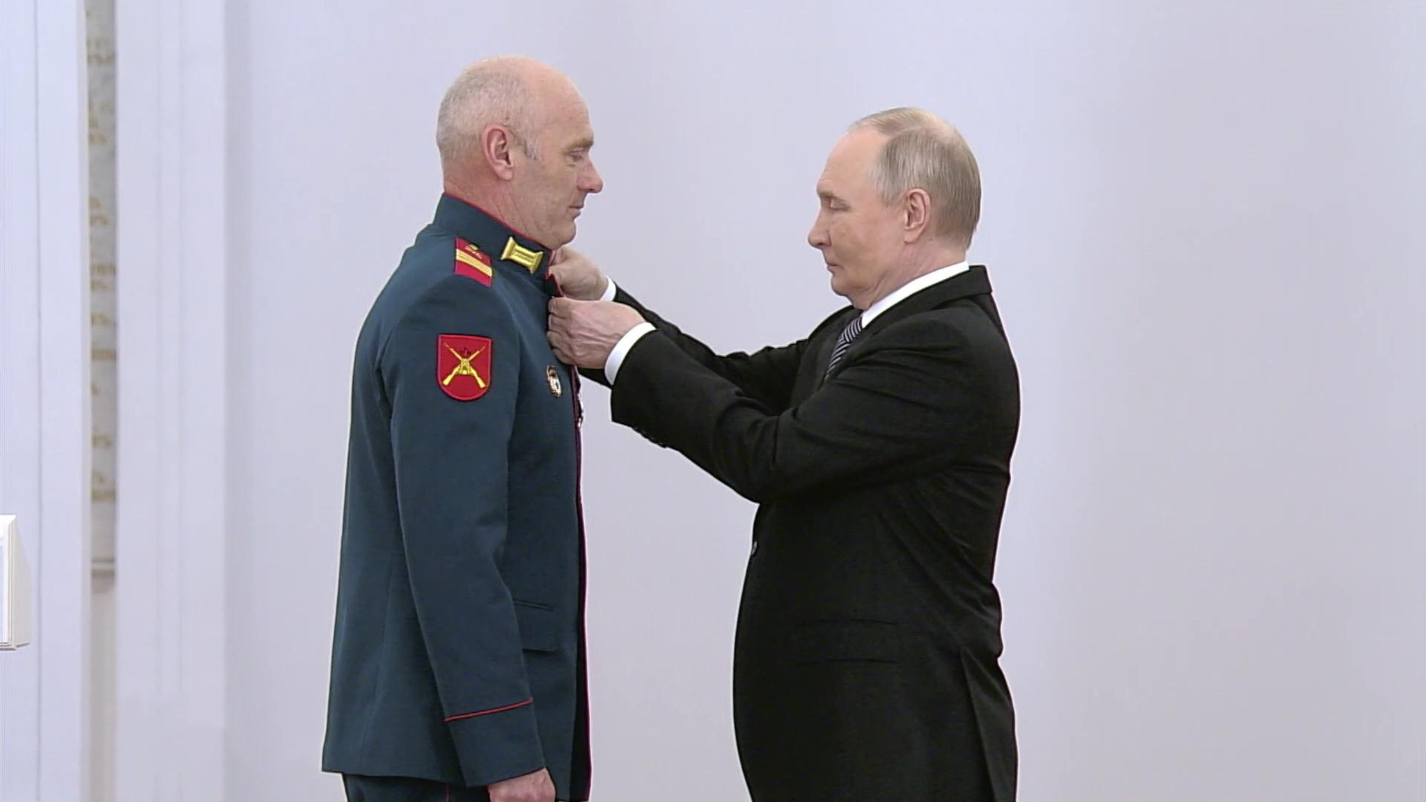 Эфир от 14.12.2025. Английские, испанские, немецкие и французские субтитры