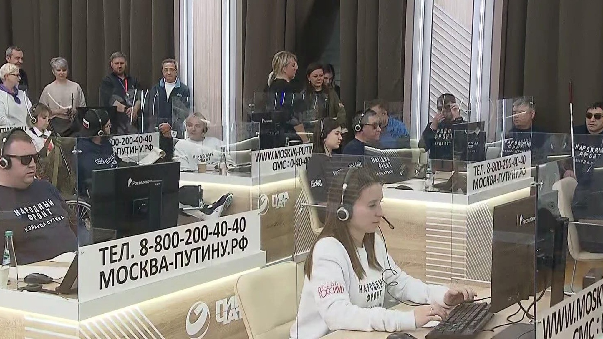Вопросы СВО, пенсии, социальная политика, здравоохранение: что хотят спросить у Путина