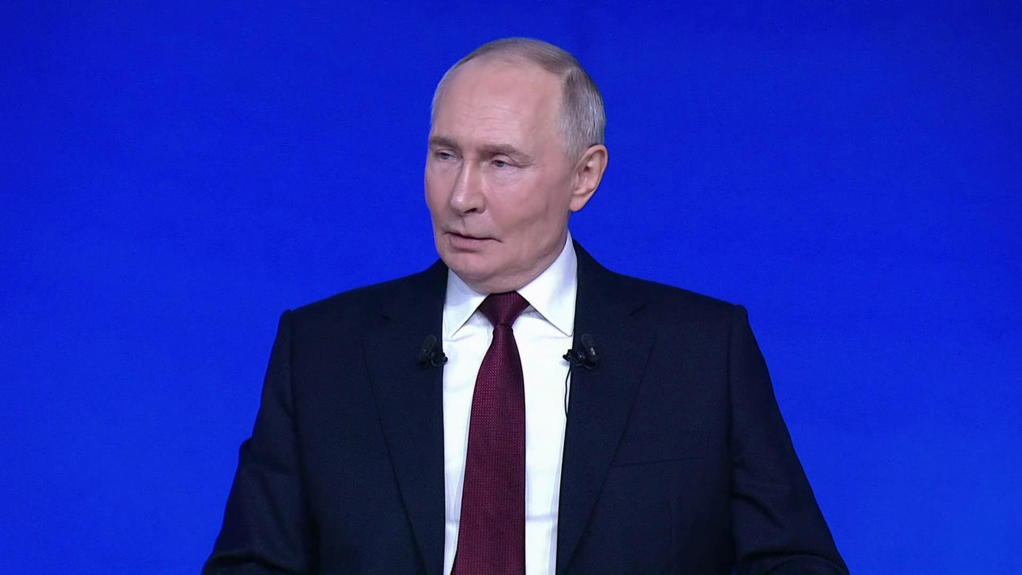 Путин: льготные лекарства должны иметь фиксированные цены в частных аптеках