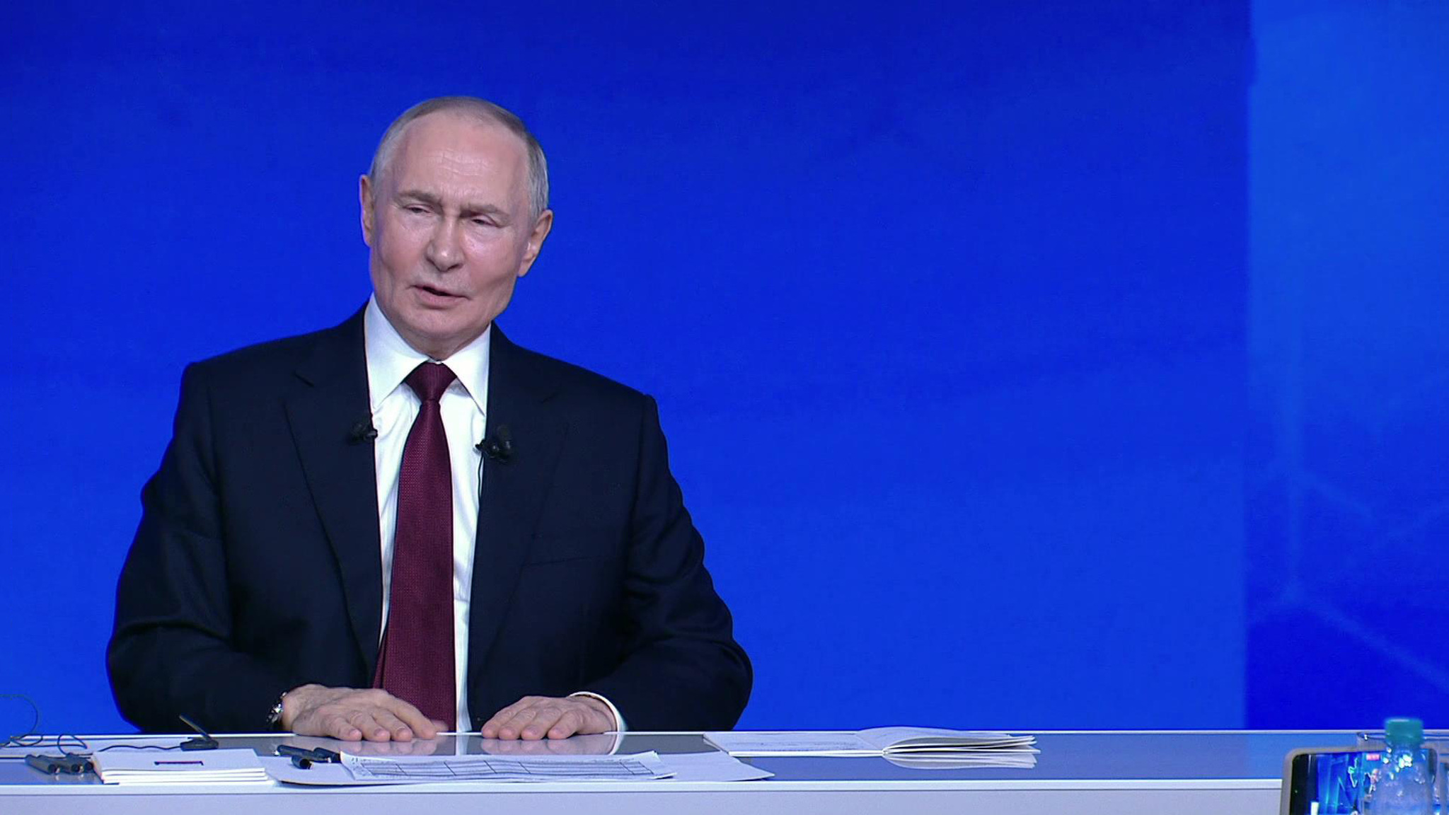Путин: вера в будущее России позволяет не унывать