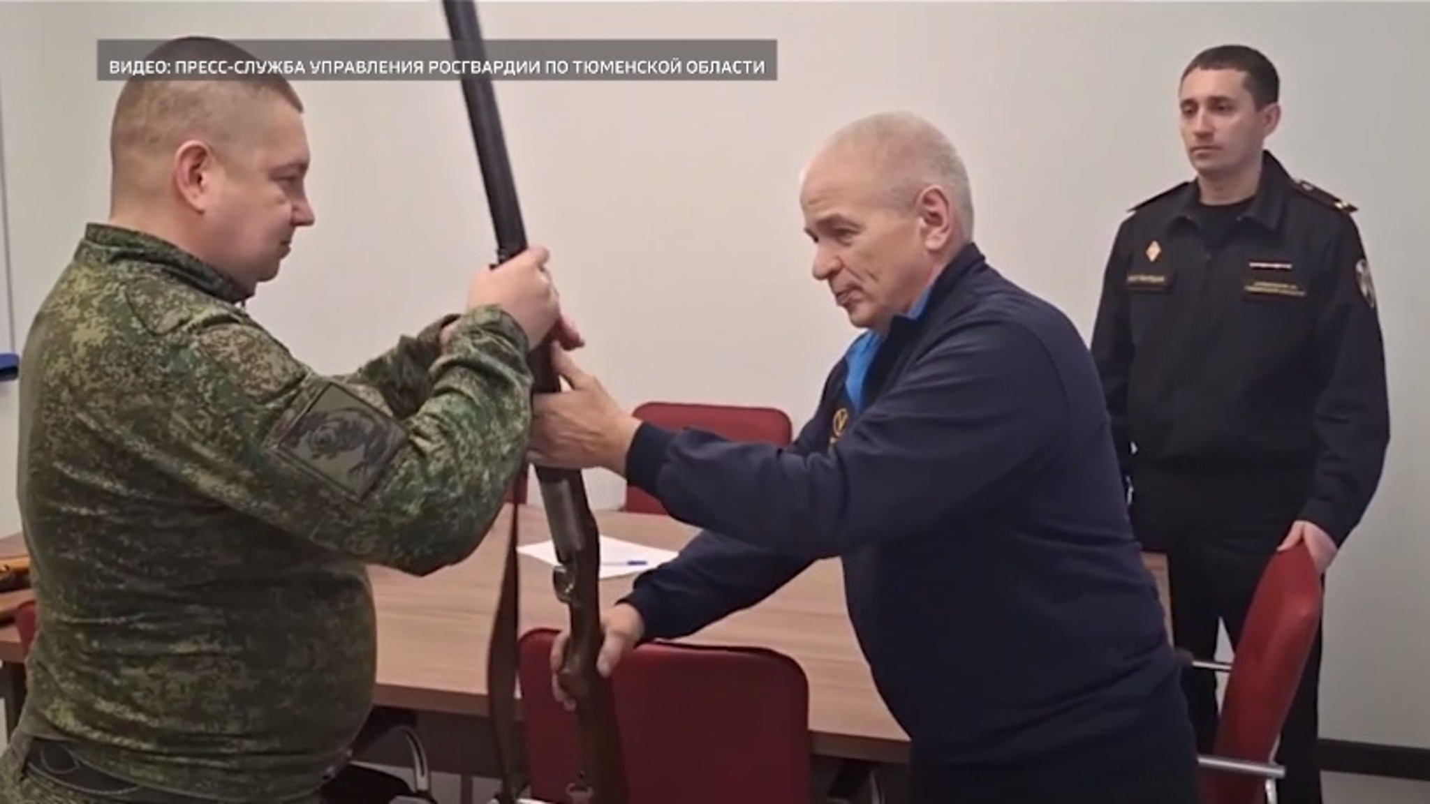 Тюменцы передали бойцам СВО более 2000 единиц оружия