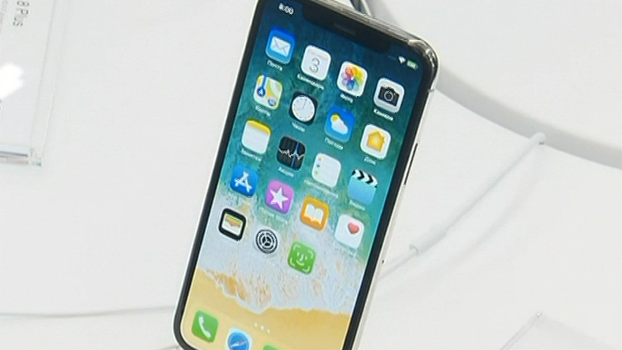 "Серый" импорт смартфонов Apple растет