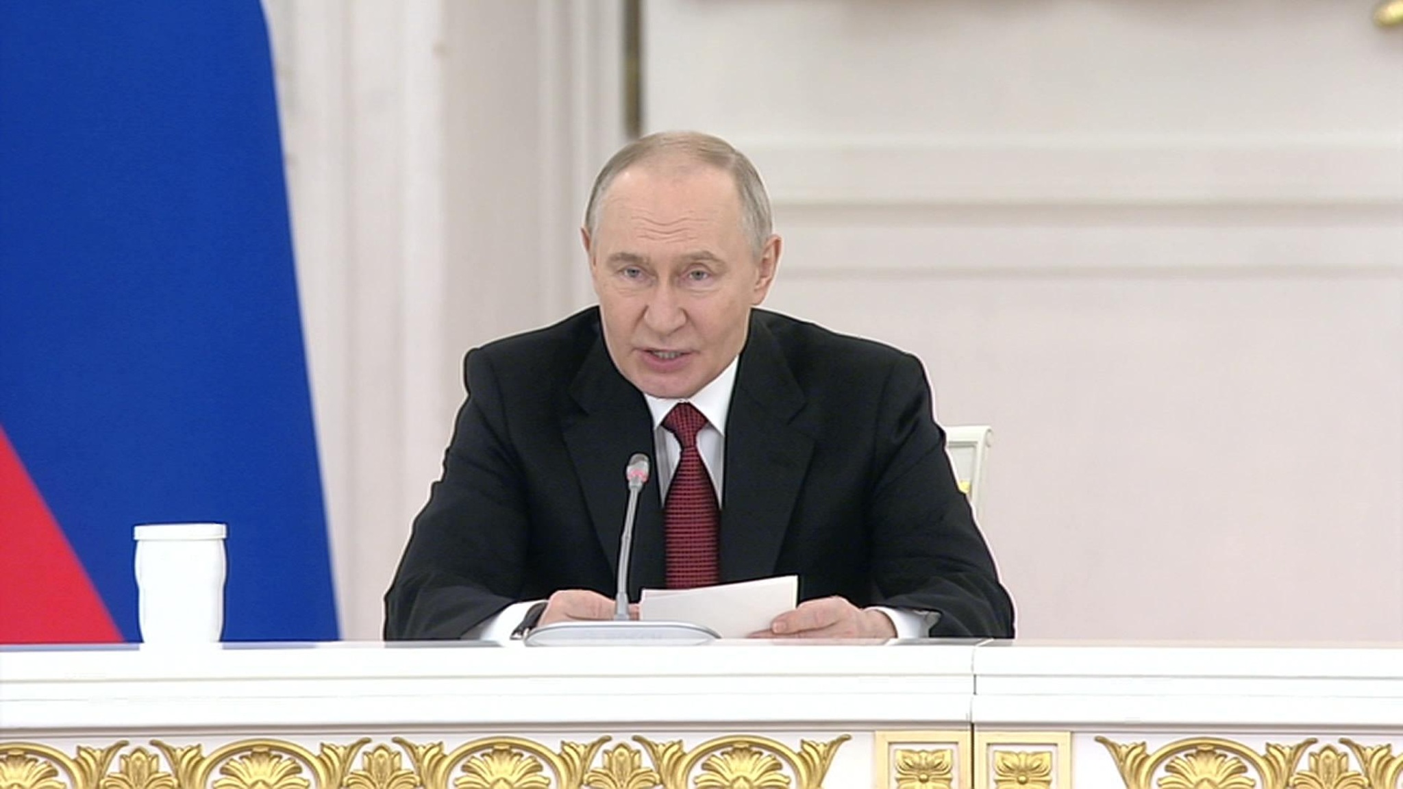 Путин: подготовка кадров – один из важнейших вопросов для развития РФ