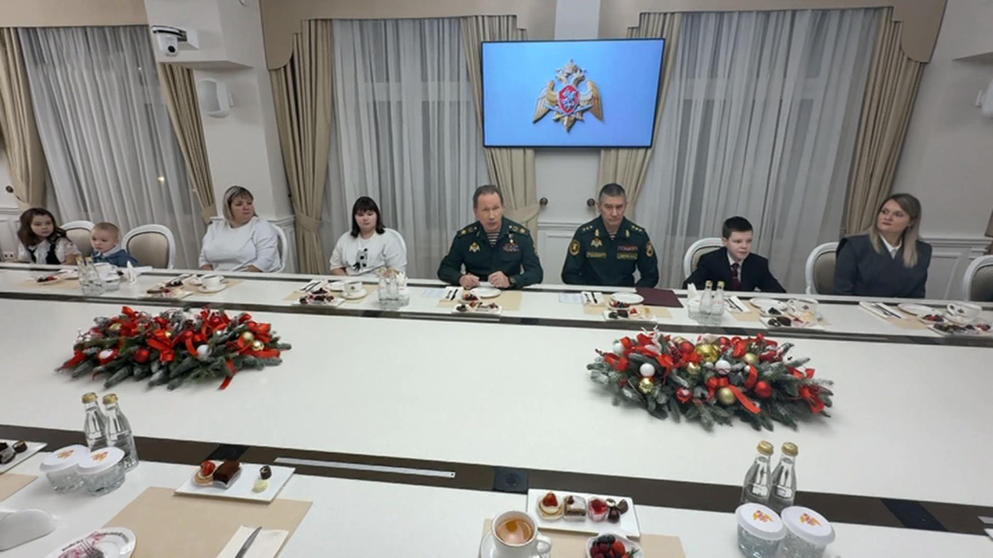 Виктор Золотов встретился с семьями погибших участников спецоперации