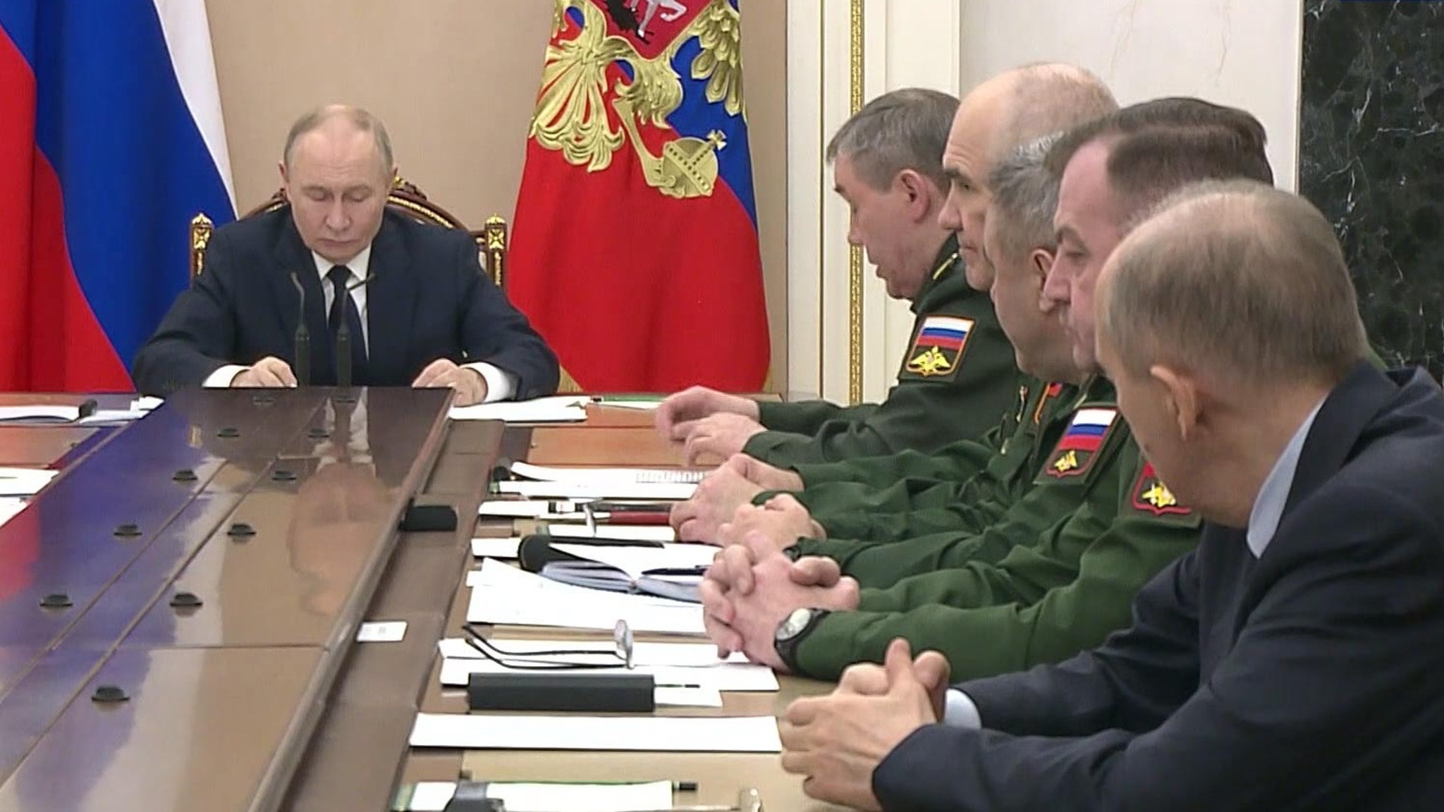 Владимиру Путину доложили о продвижении российских войск