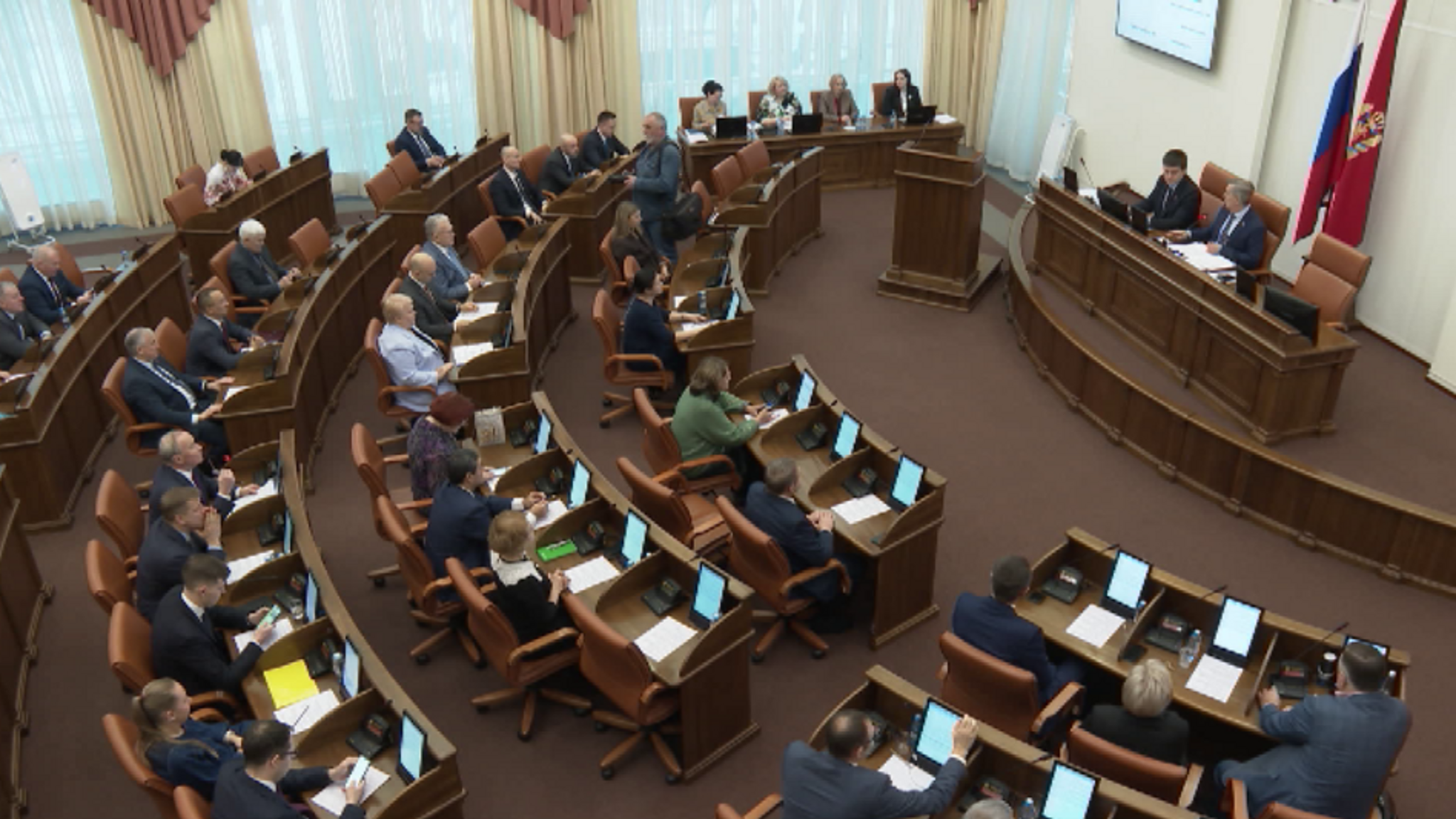 Финальная в этом году сессия законодательного собрания прошла в краевом парламенте