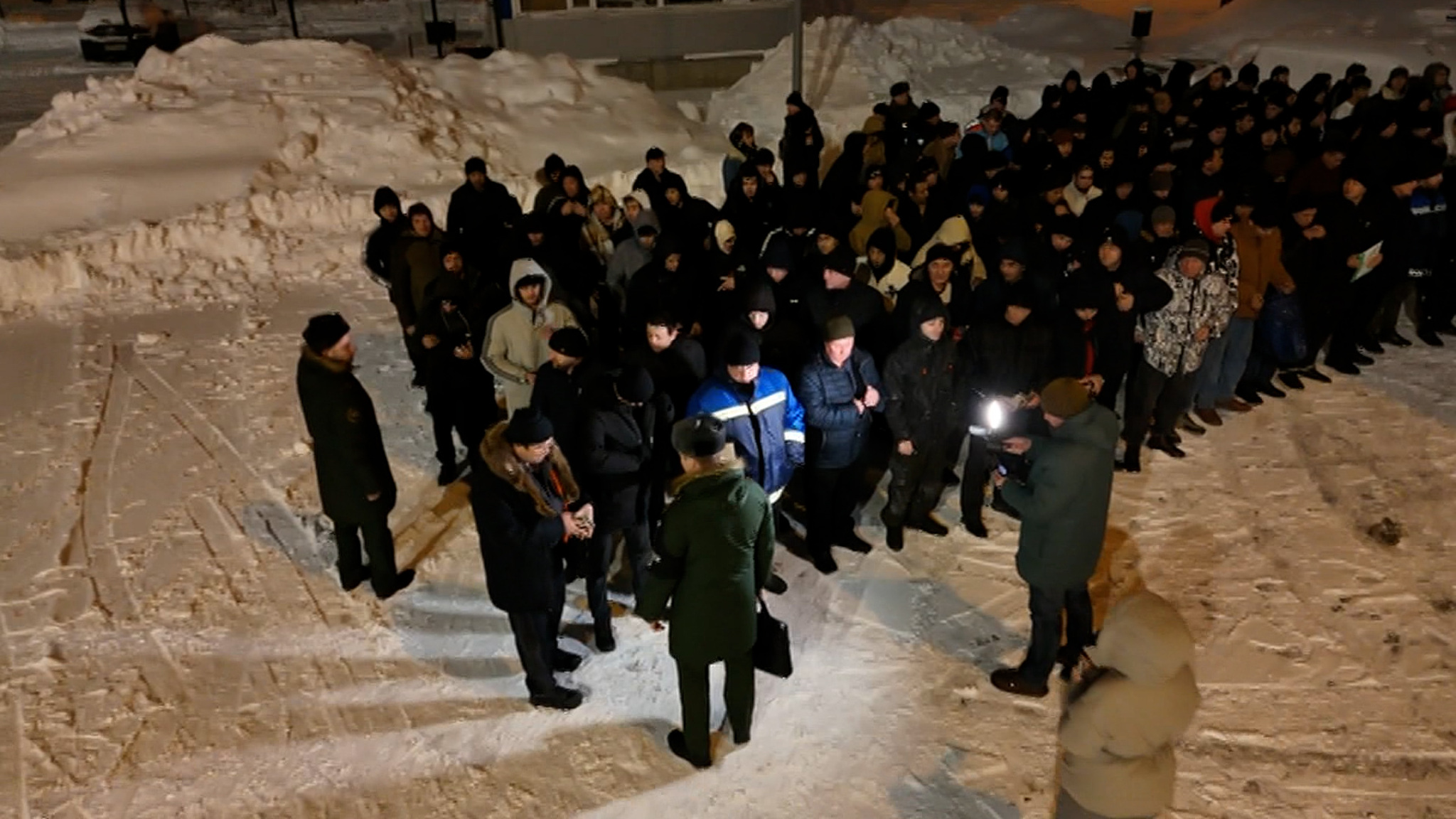 Рейды по выявлению нелегальных мигрантов прошли в нескольких регионах РФ