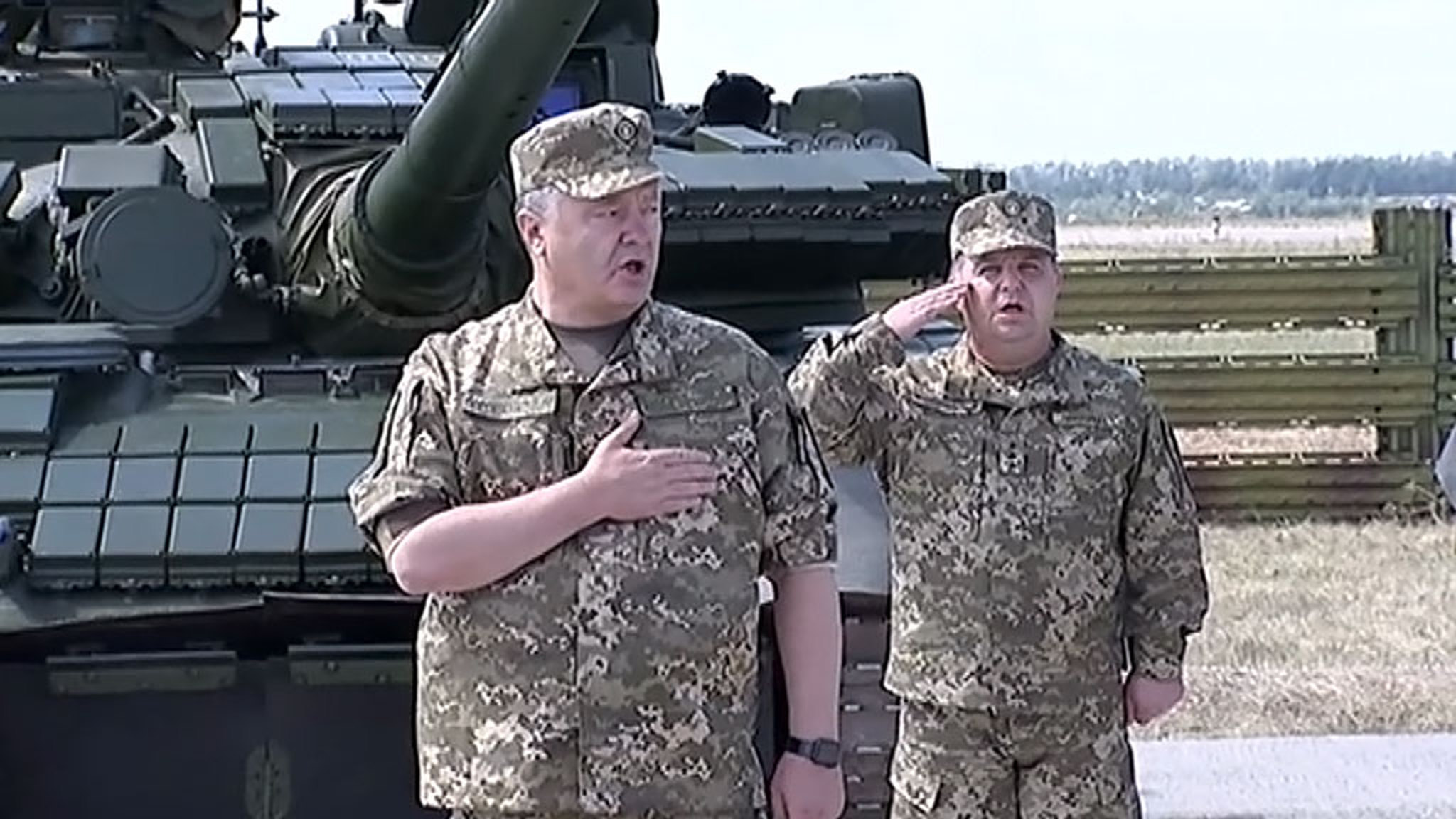 СМИ: Украина на грани банкротства, но продолжит закупать вооружения