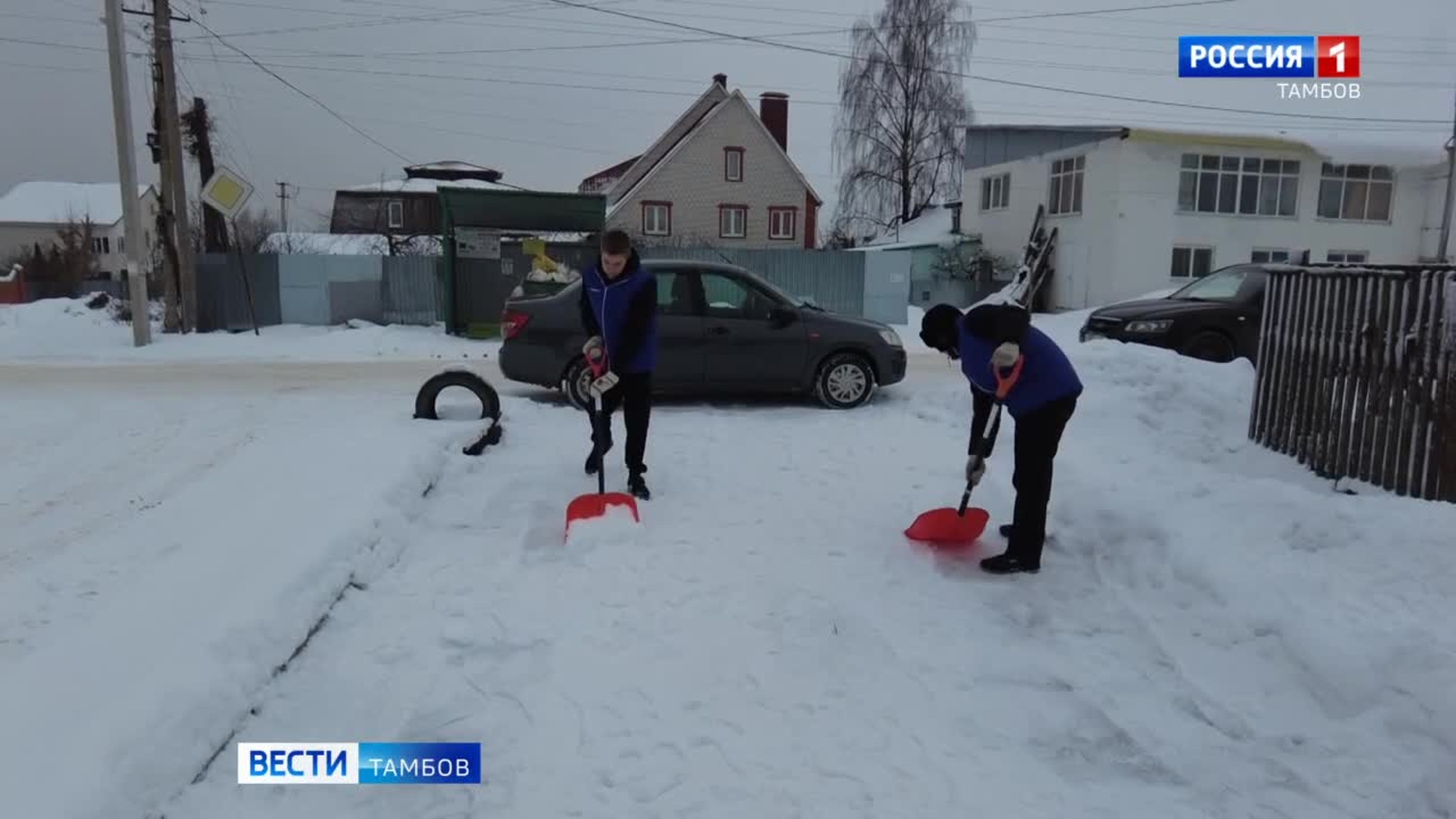 Пенсионеры могут обратиться к волонтерам за расчисткой снега