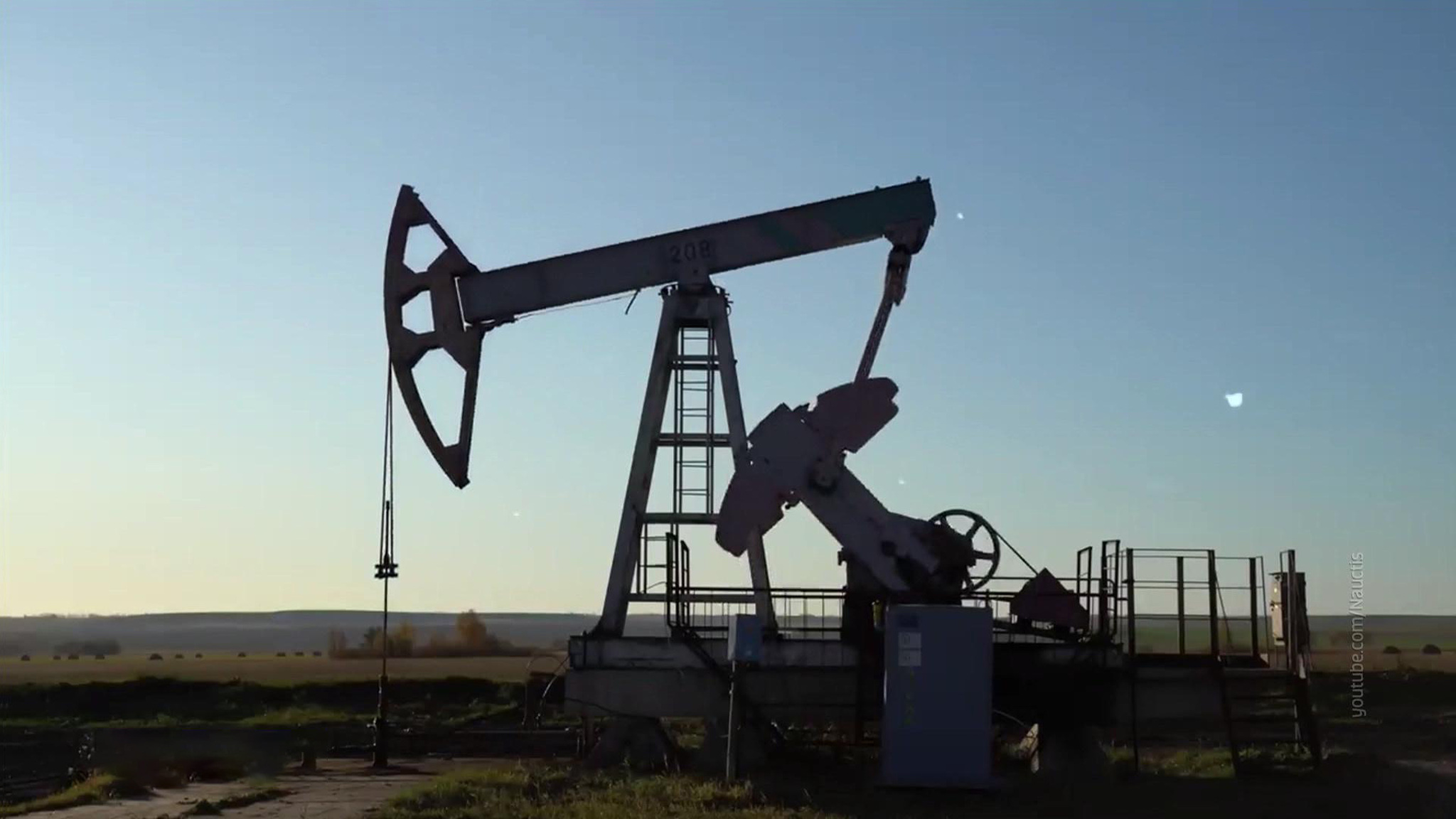 Венесуэла получила первые "нефтедоллары" от США
