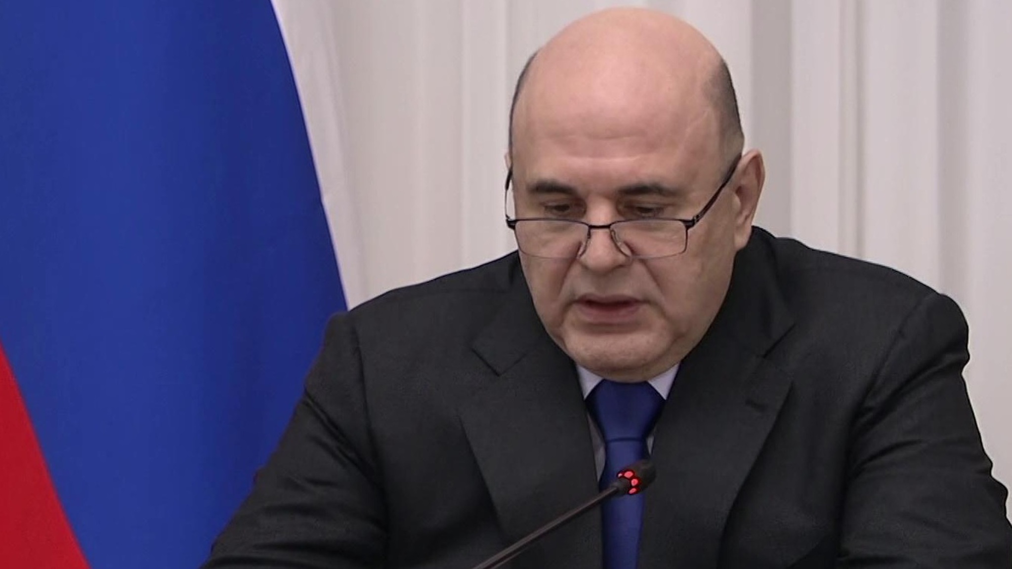 Мишустин провел консультации с фракцией "Единой России" перед отчетом в Думе