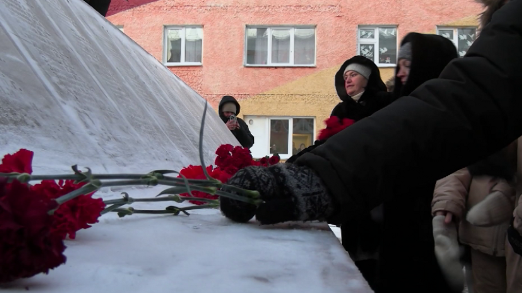 В Дудинке почтили память погибших во время блокады Ленинграда