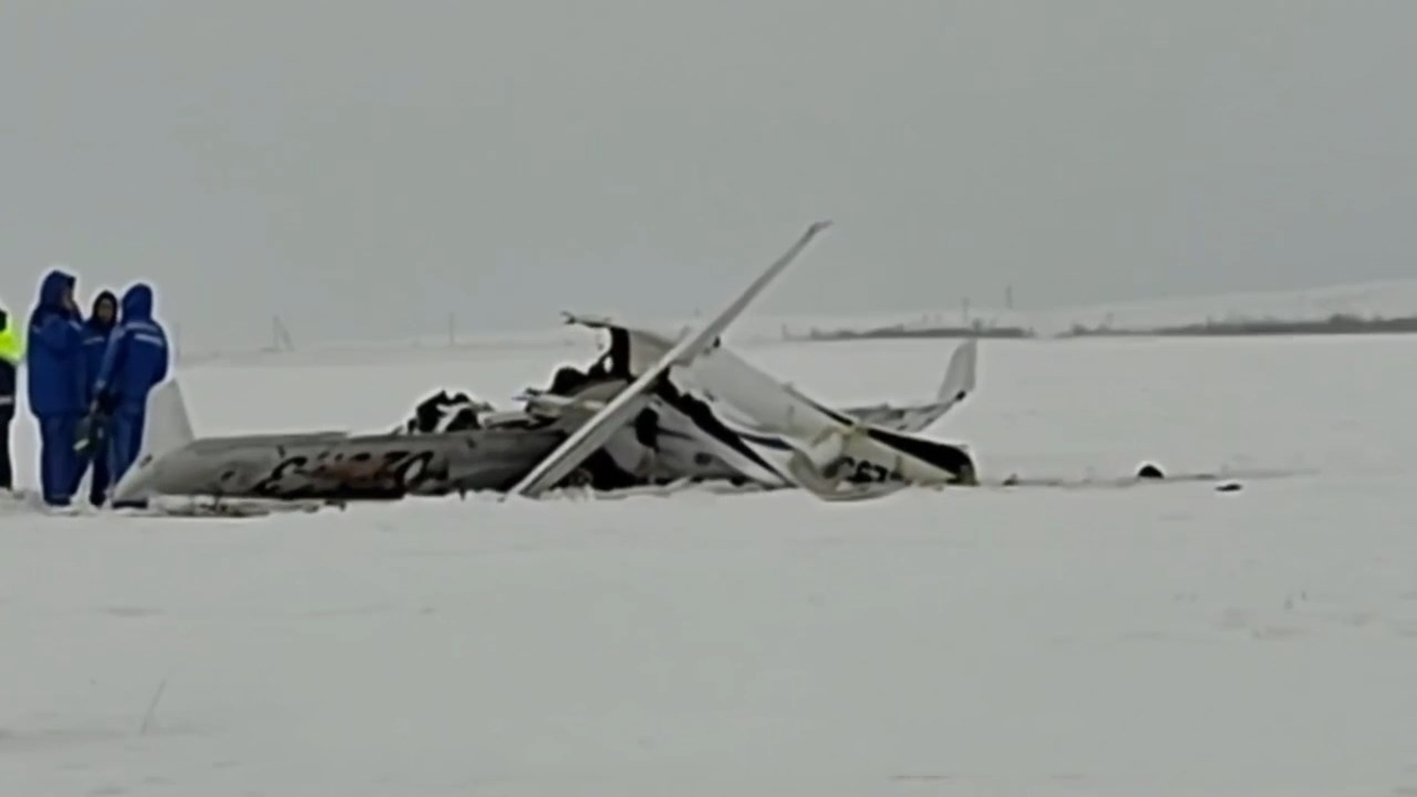 Появилось видео с места крушения учебного самолета в Орске