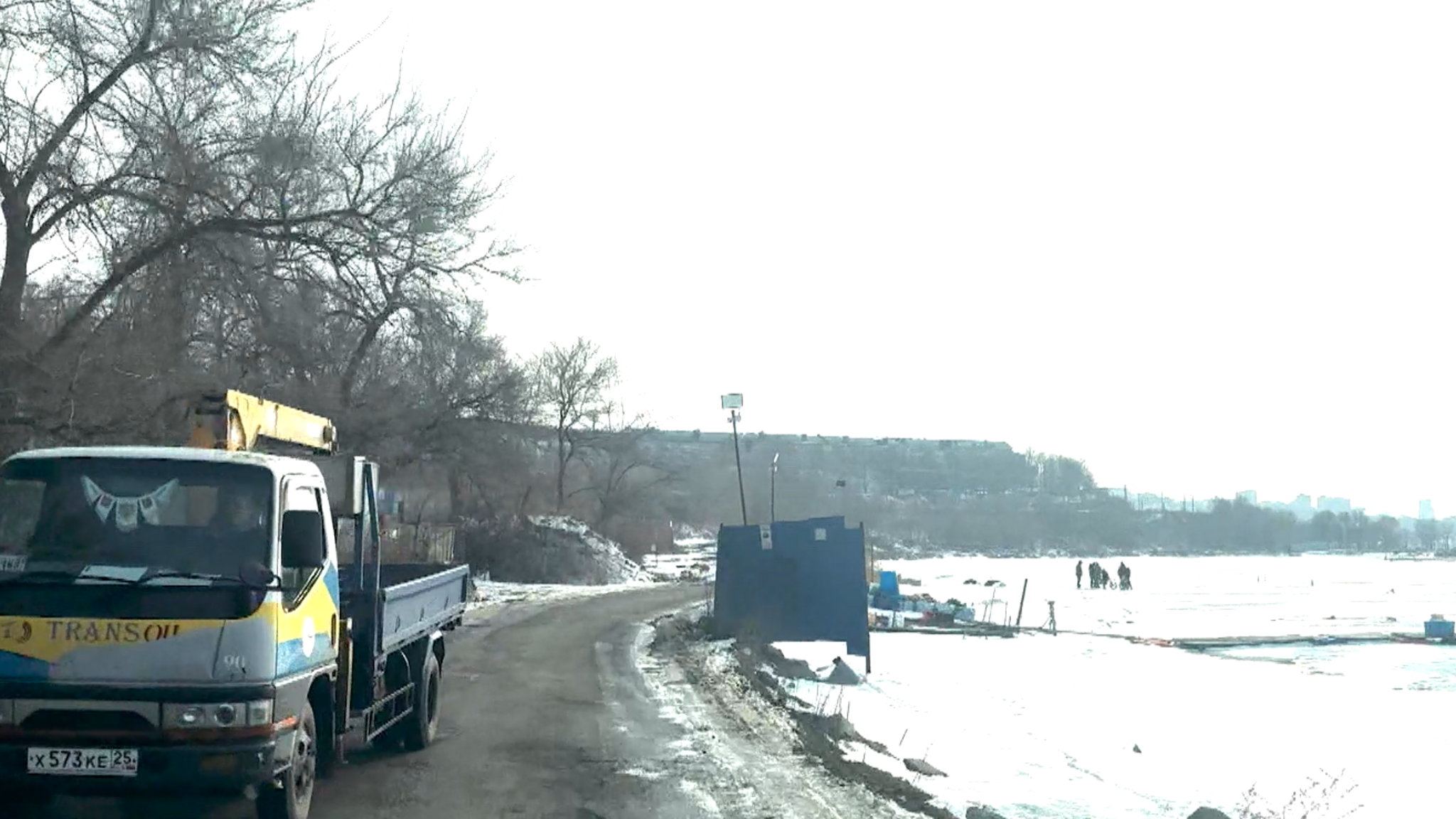 Во Владивостоке приводят в порядок дорогу от Нефтеветки до Моргородка
