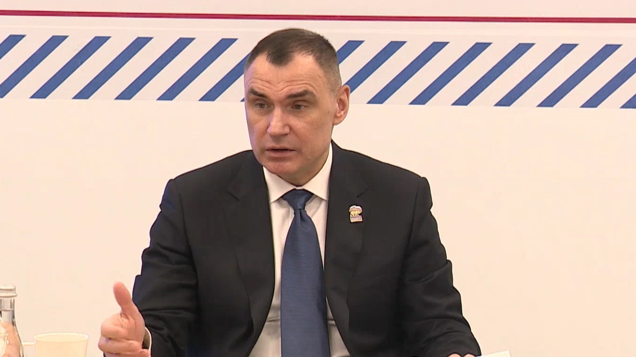 Глава Марий Эл наградил волонтёров регионального отделения партии "Единая Россия"