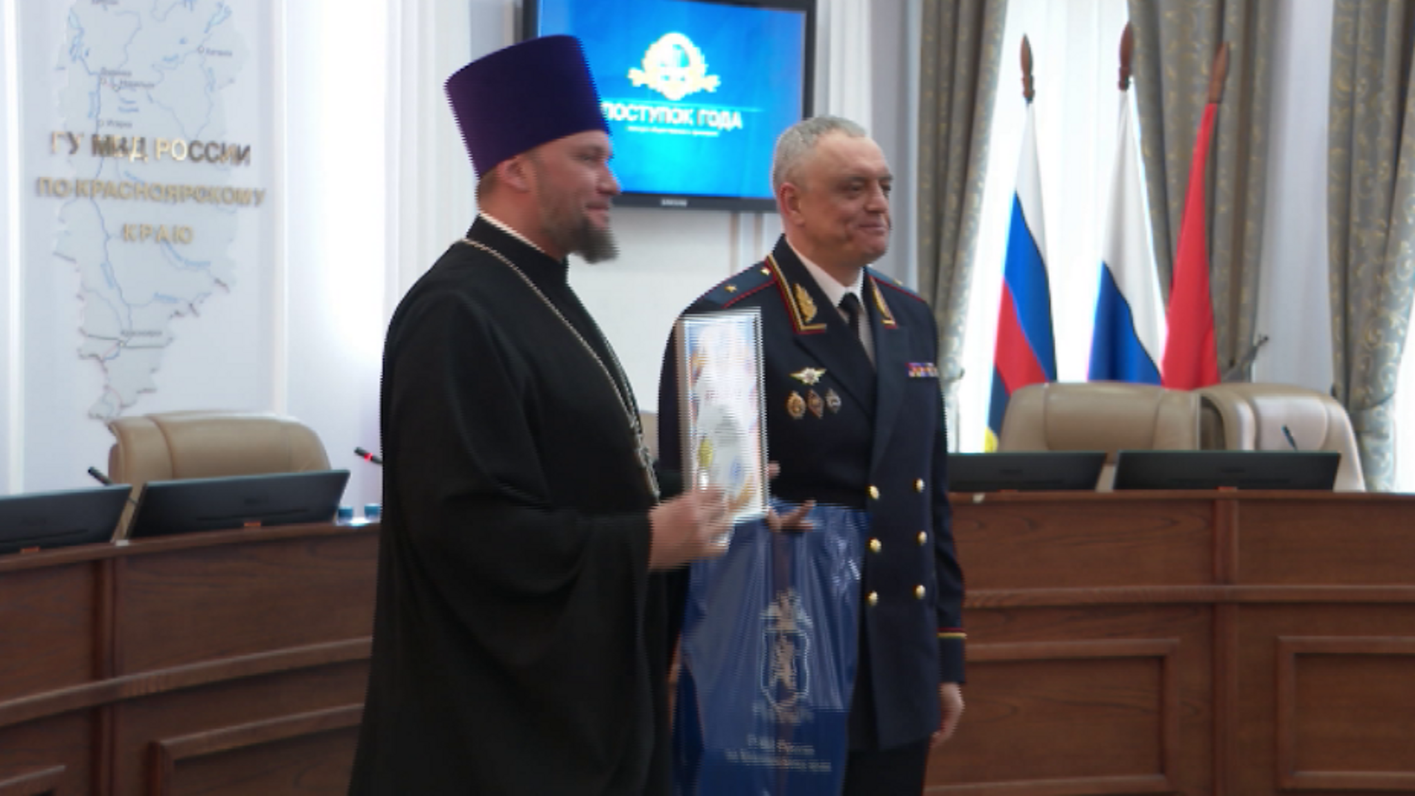В Красноярске наградили победителей конкурса "Поступок года"