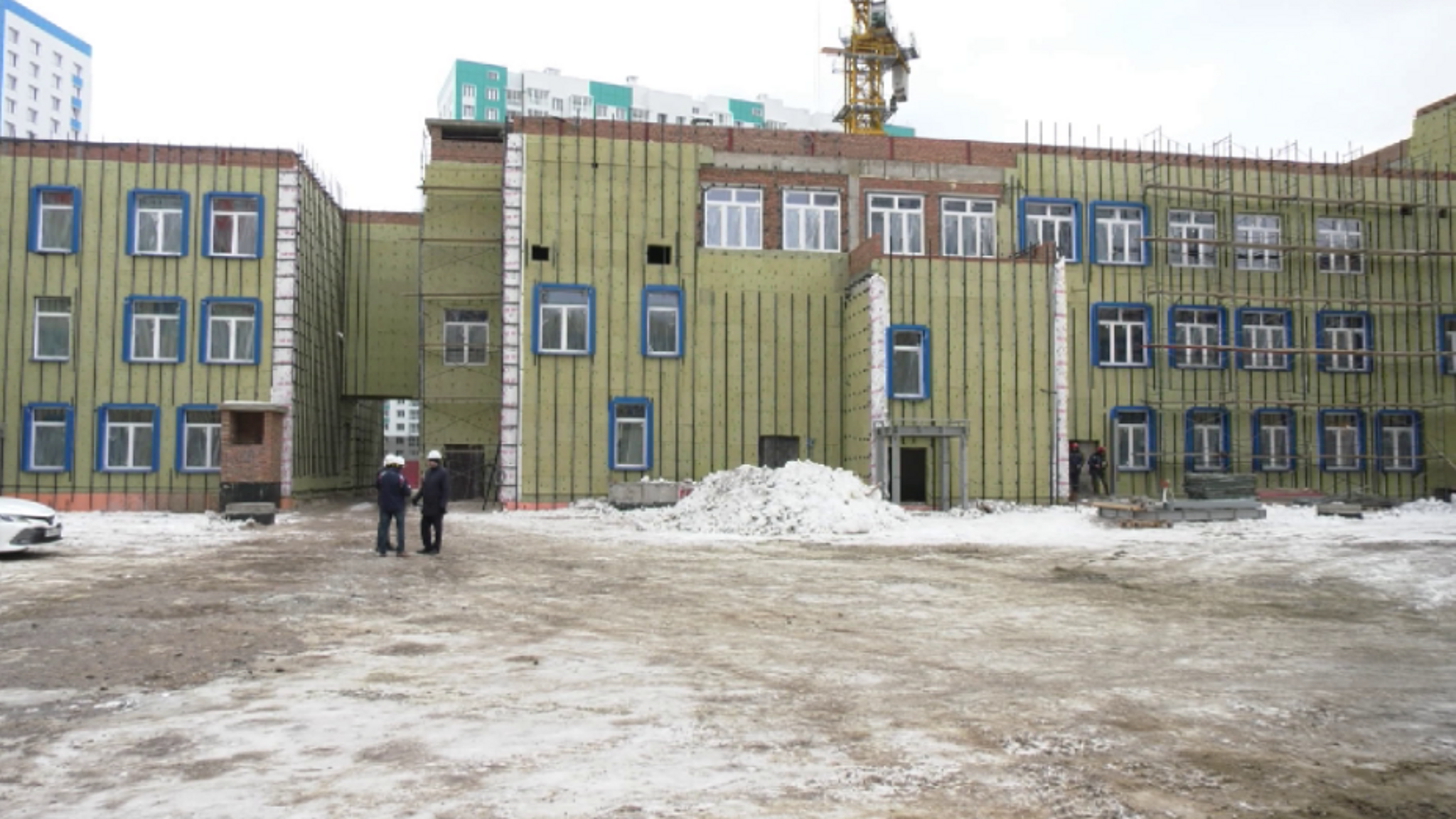 В микрорайоне "Тихие зори" возводят новую школу
