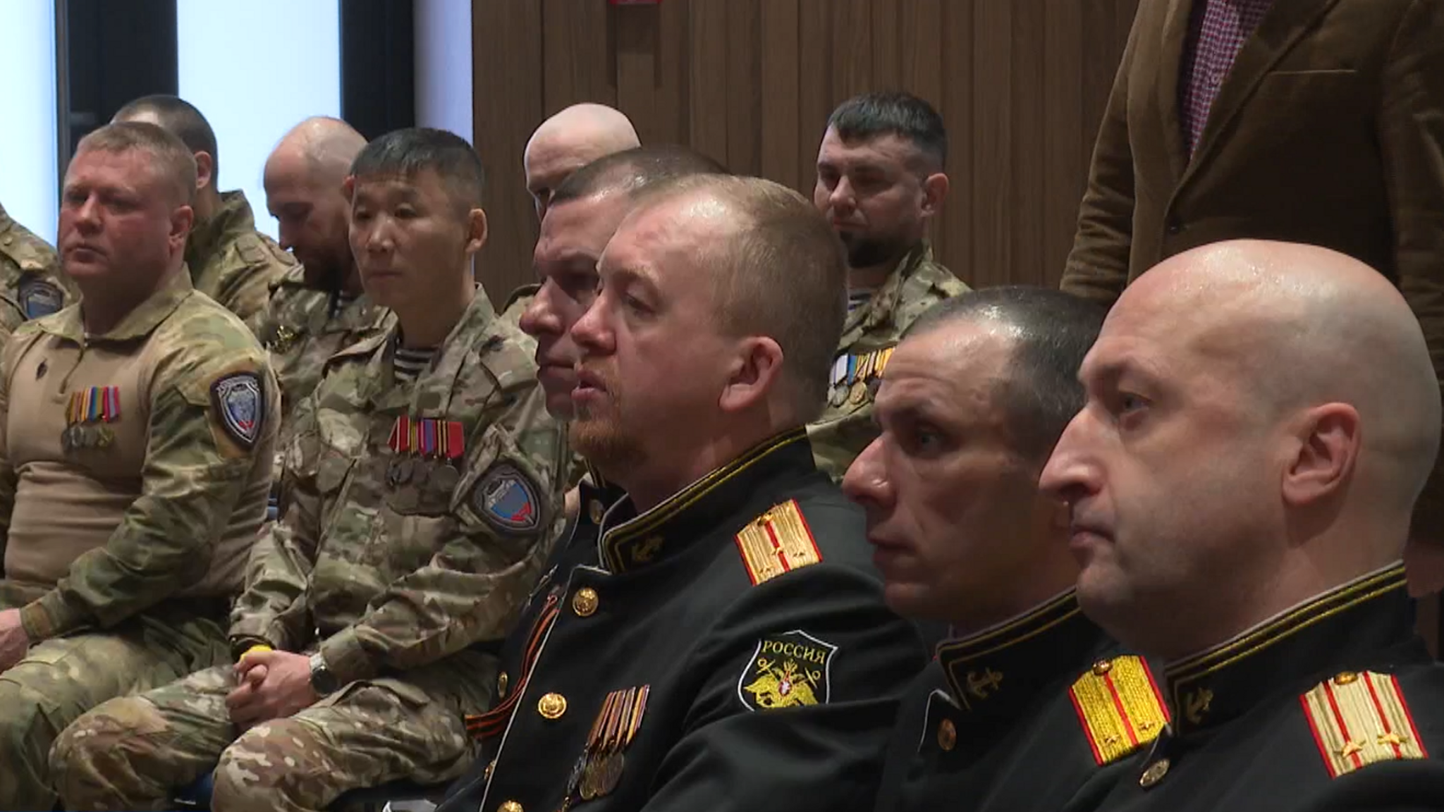 Во Владивостоке прошел первый региональный форум ветеранов СВО "Вместе мы победим"